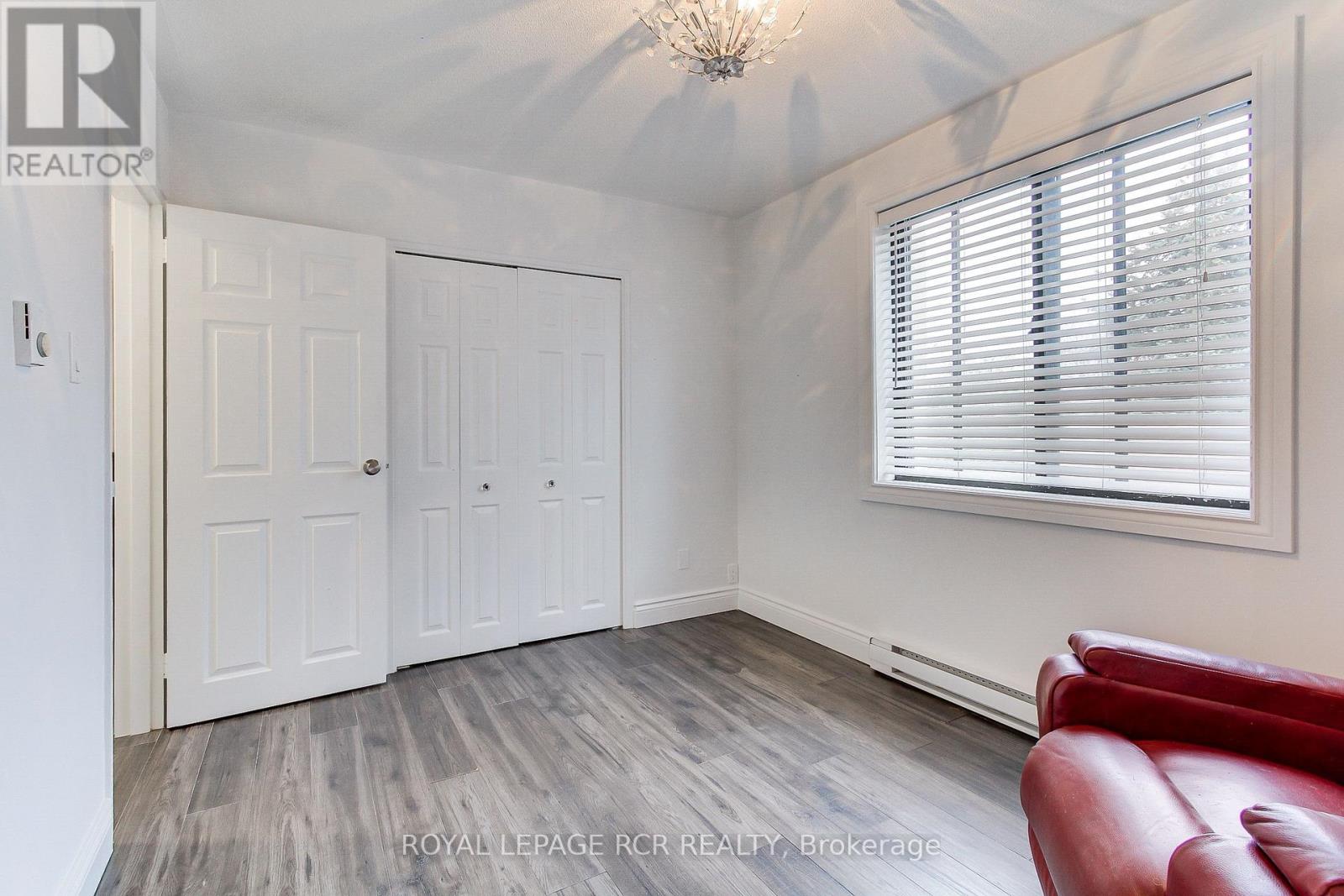 136 Scanlon Avenue, Bradford West Gwillimbury (Bradford), Ontario  L3Z 1G6 - Photo 22 - N12442150