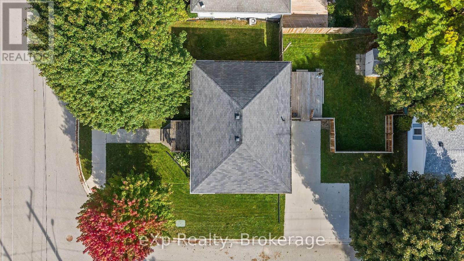 380 James Street, Wellington North, Ontario  N0G 2L3 - Photo 38 - X12442162