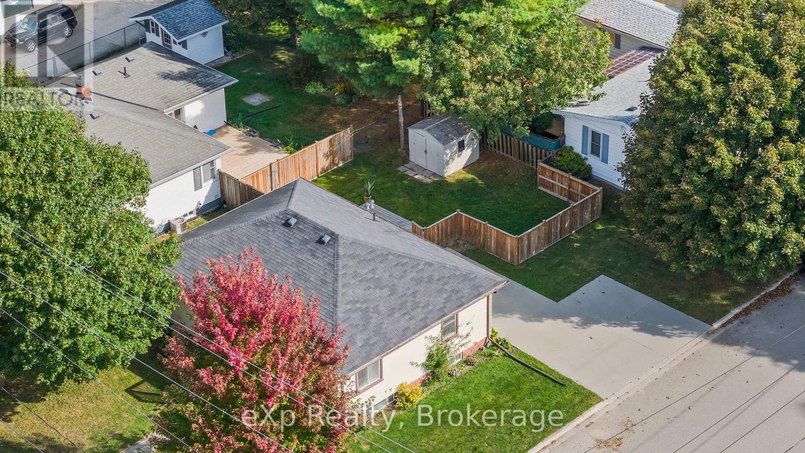 380 James Street, Wellington North, Ontario  N0G 2L3 - Photo 5 - X12442162