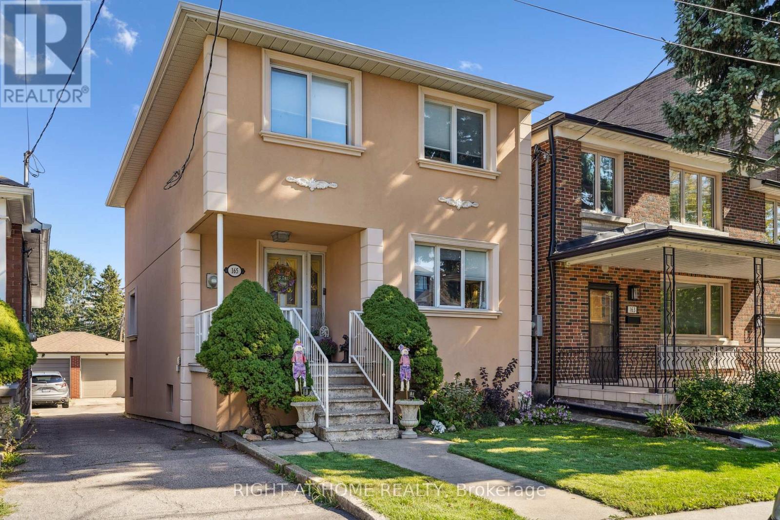 165 Locksley Avenue, Toronto (Briar Hill-Belgravia), Ontario  M6B 3N4 - Photo 1 - W12442115