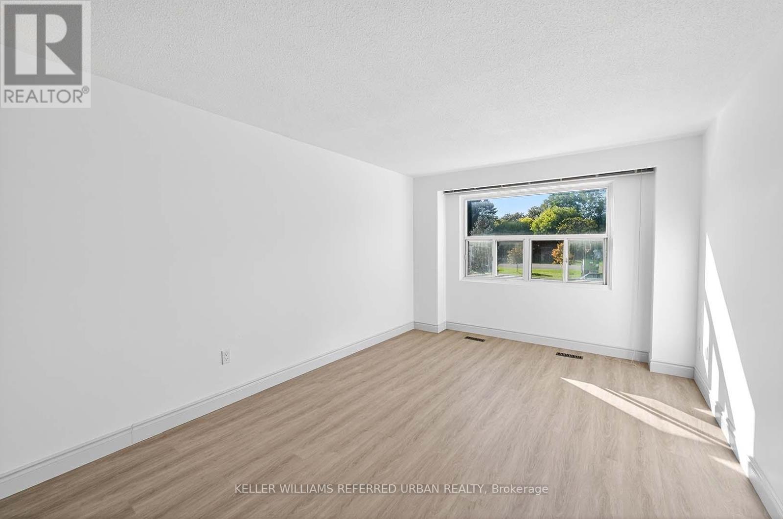 19 - 1050 Shawnmarr Road, Mississauga, Ontario  L5H 3V1 - Photo 8 - W12442144