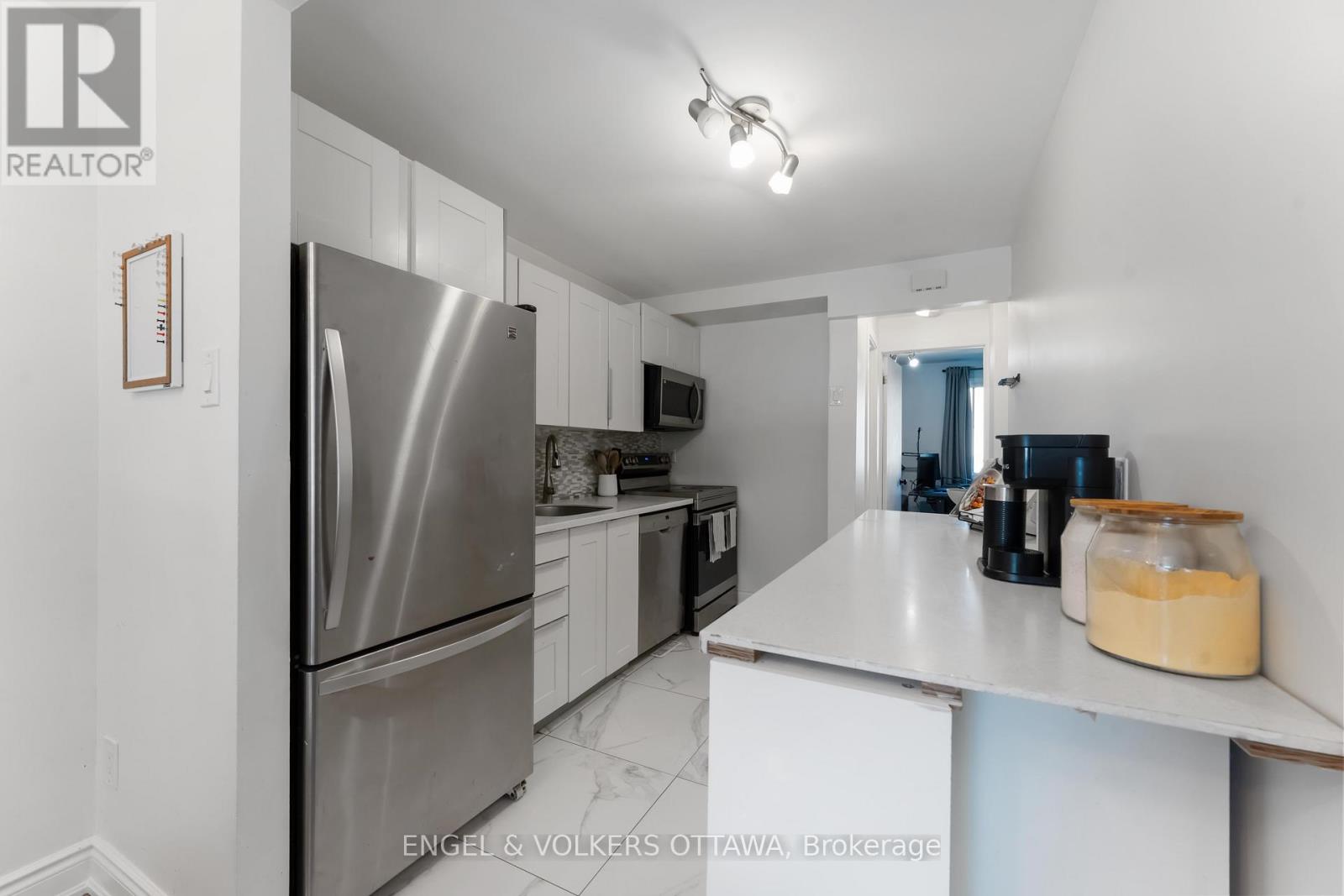 58 - 1375 Bethamy Lane, Ottawa, Ontario  K1J 8P5 - Photo 12 - X12442166