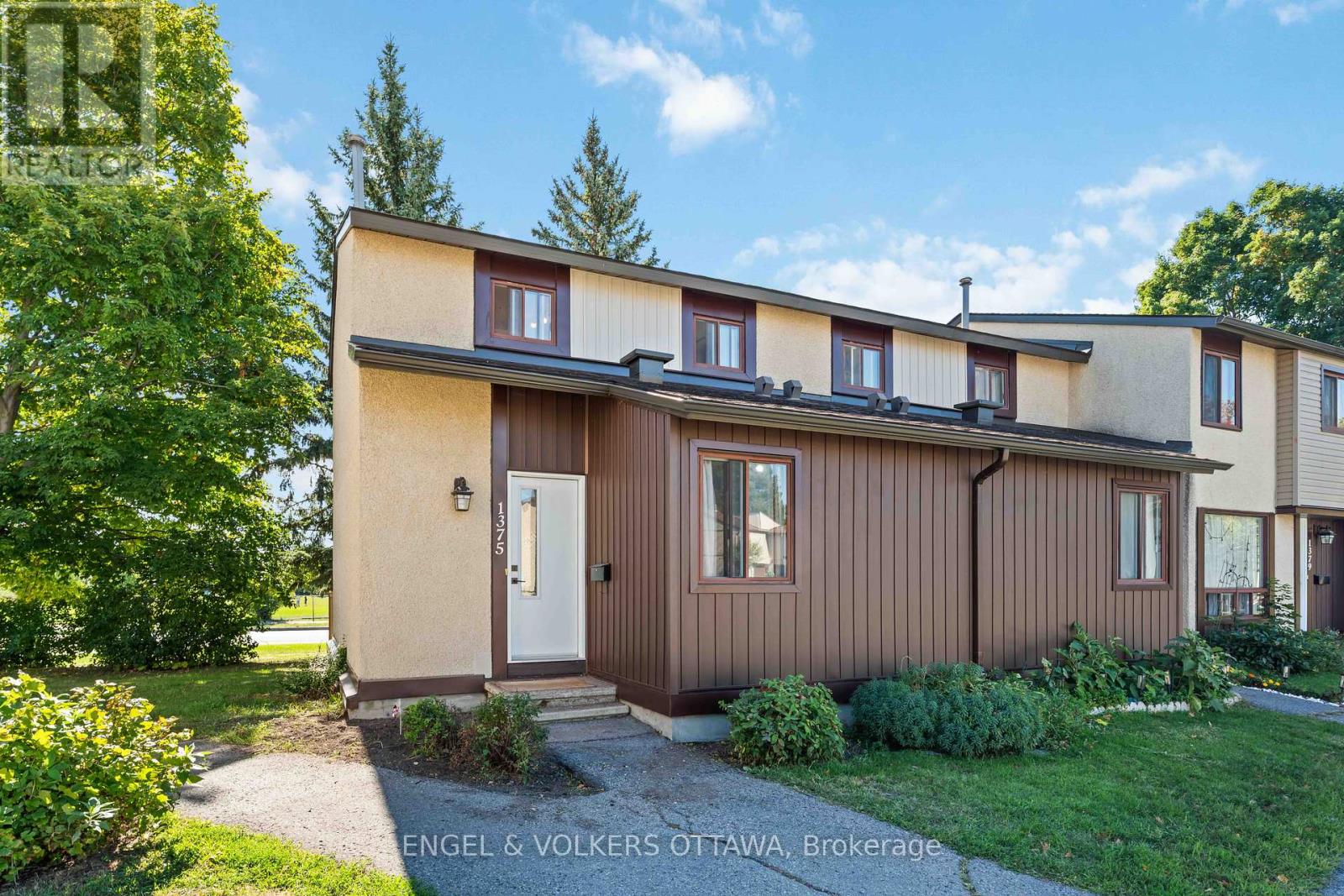 58 - 1375 Bethamy Lane, Ottawa, Ontario  K1J 8P5 - Photo 2 - X12442166