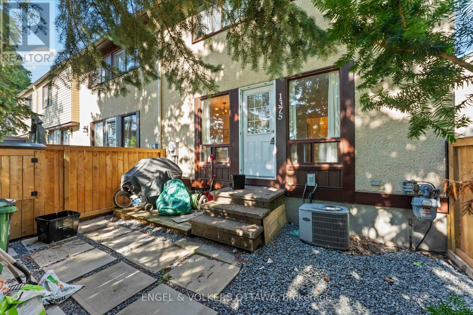 58 - 1375 Bethamy Lane, Ottawa, Ontario  K1J 8P5 - Photo 27 - X12442166