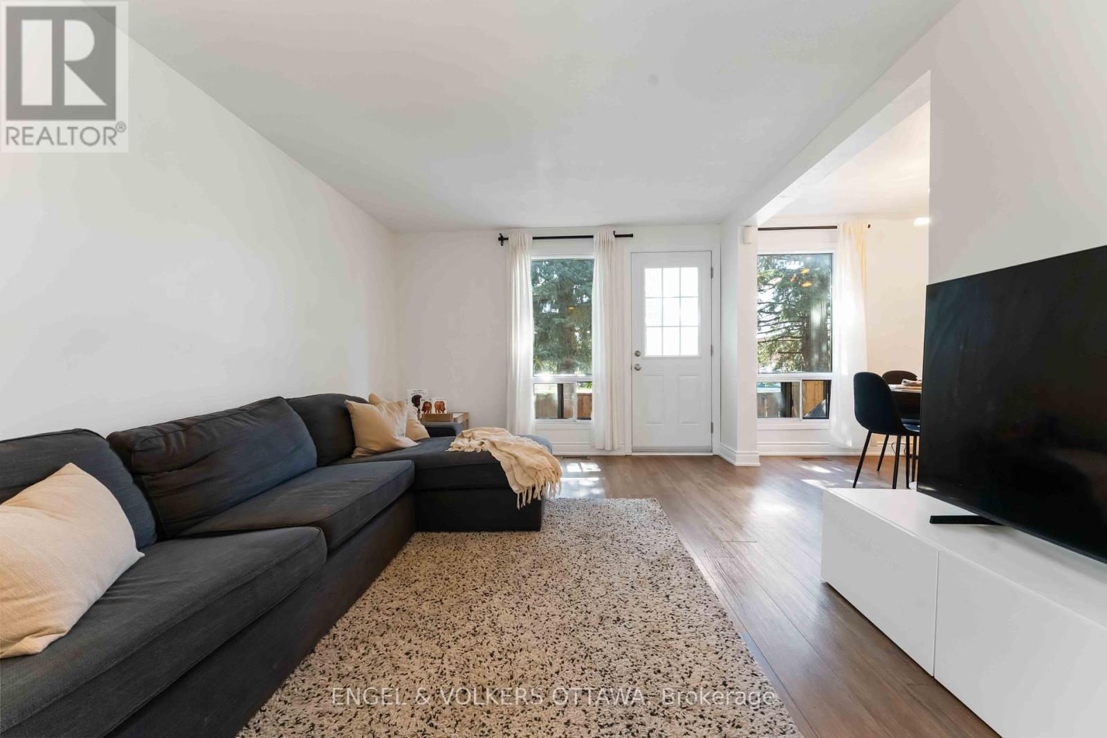 58 - 1375 Bethamy Lane, Ottawa, Ontario  K1J 8P5 - Photo 7 - X12442166