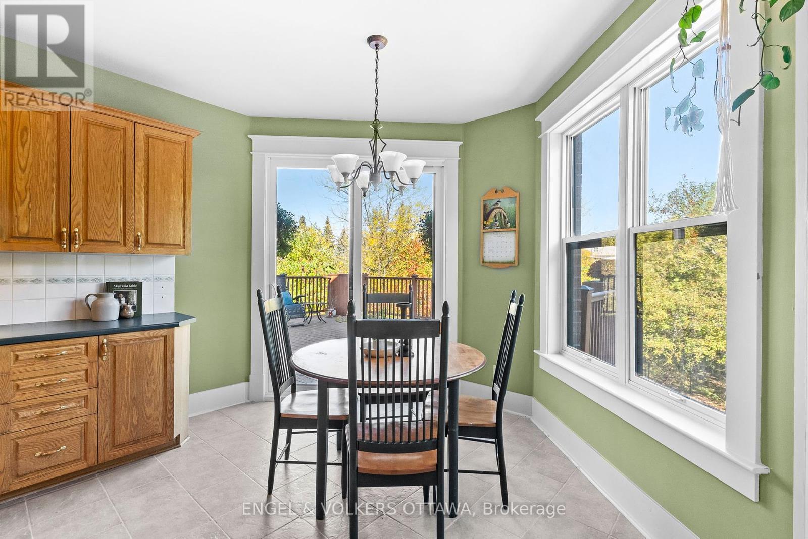 2139 Blue Willow Crescent, Ottawa, Ontario  K1W 1K5 - Photo 14 - X12442174