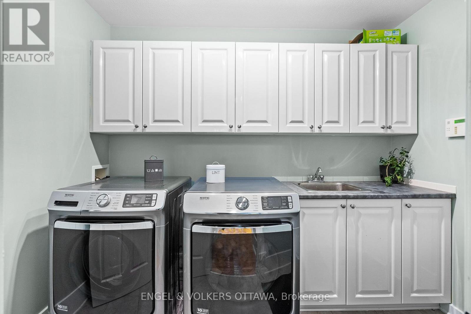 2139 Blue Willow Crescent, Ottawa, Ontario  K1W 1K5 - Photo 19 - X12442174