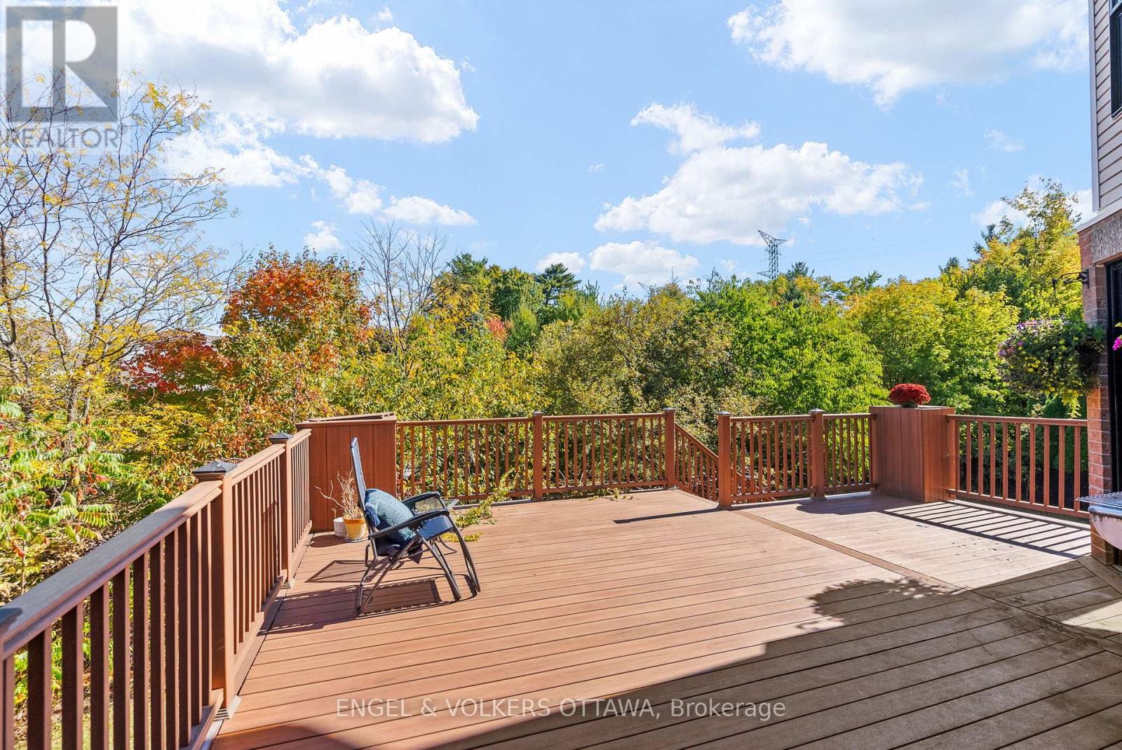 2139 Blue Willow Crescent, Ottawa, Ontario  K1W 1K5 - Photo 33 - X12442174