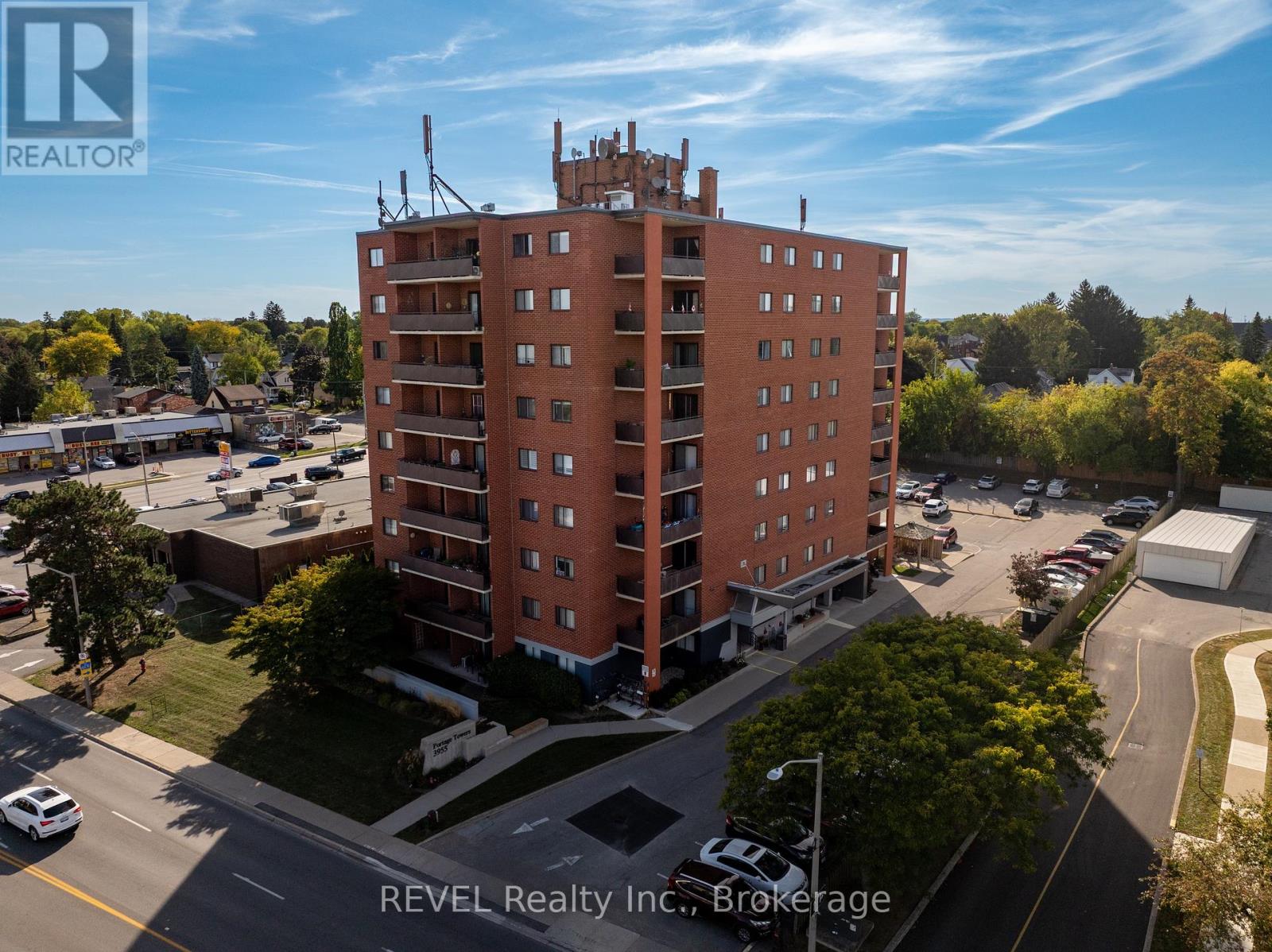 206 - 3955 Portage Road, Niagara Falls (Stamford), Ontario  L2J 3W2 - Photo 22 - X12442155