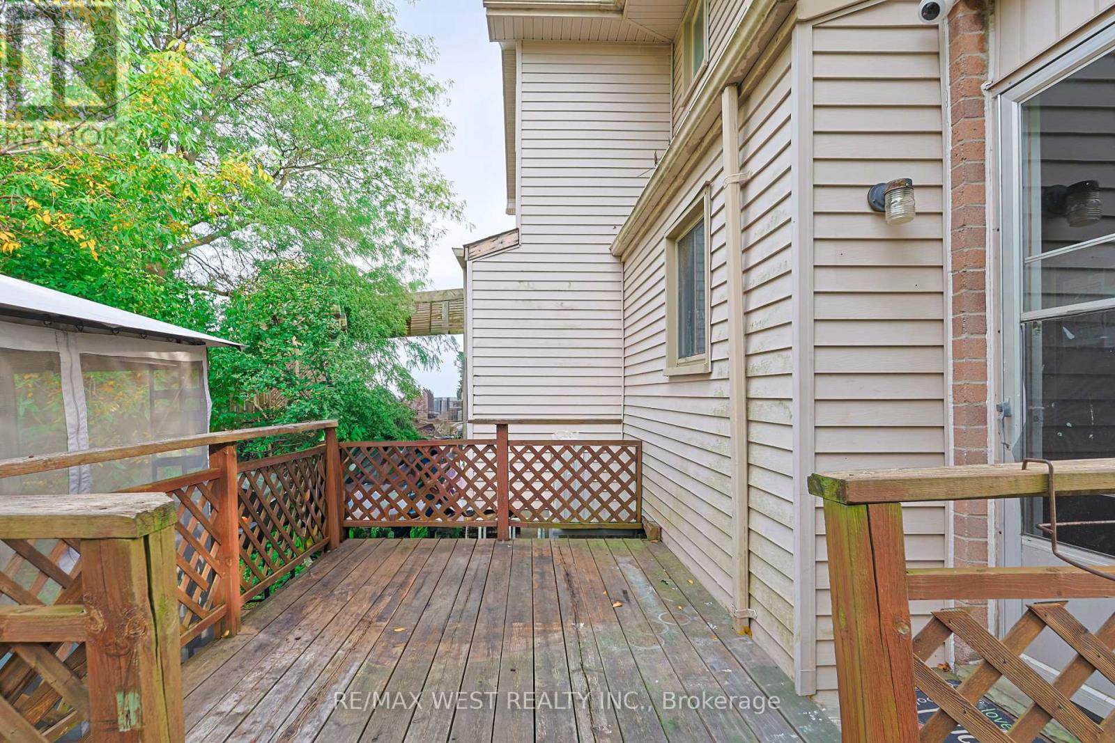 300 Crawford Street, London South (South Q), Ontario  N6C 5N6 - Photo 26 - X12442126