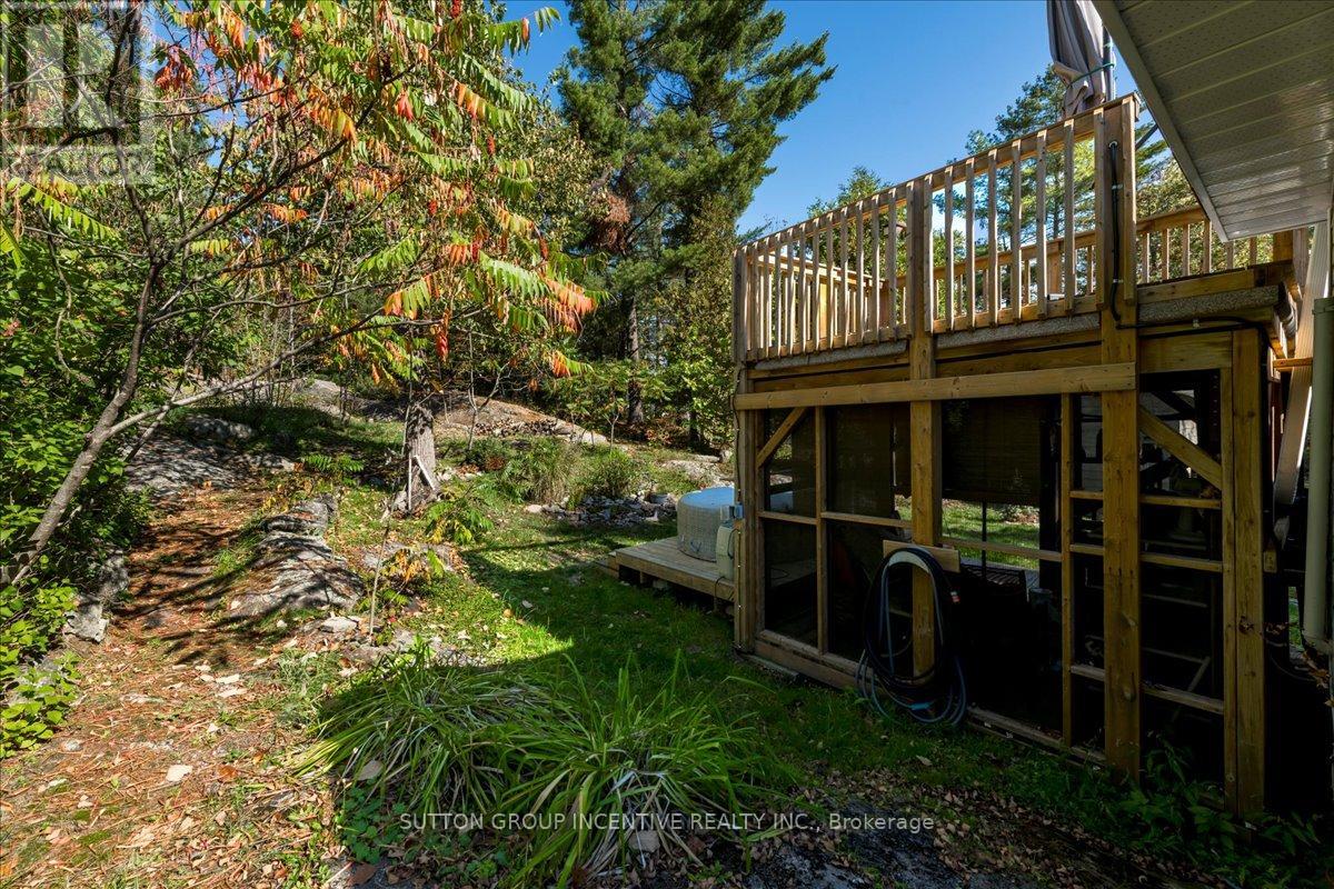 1169 North Kahshe Lake Road, Gravenhurst (Morrison), Ontario  P0E 1G0 - Photo 12 - X12442127