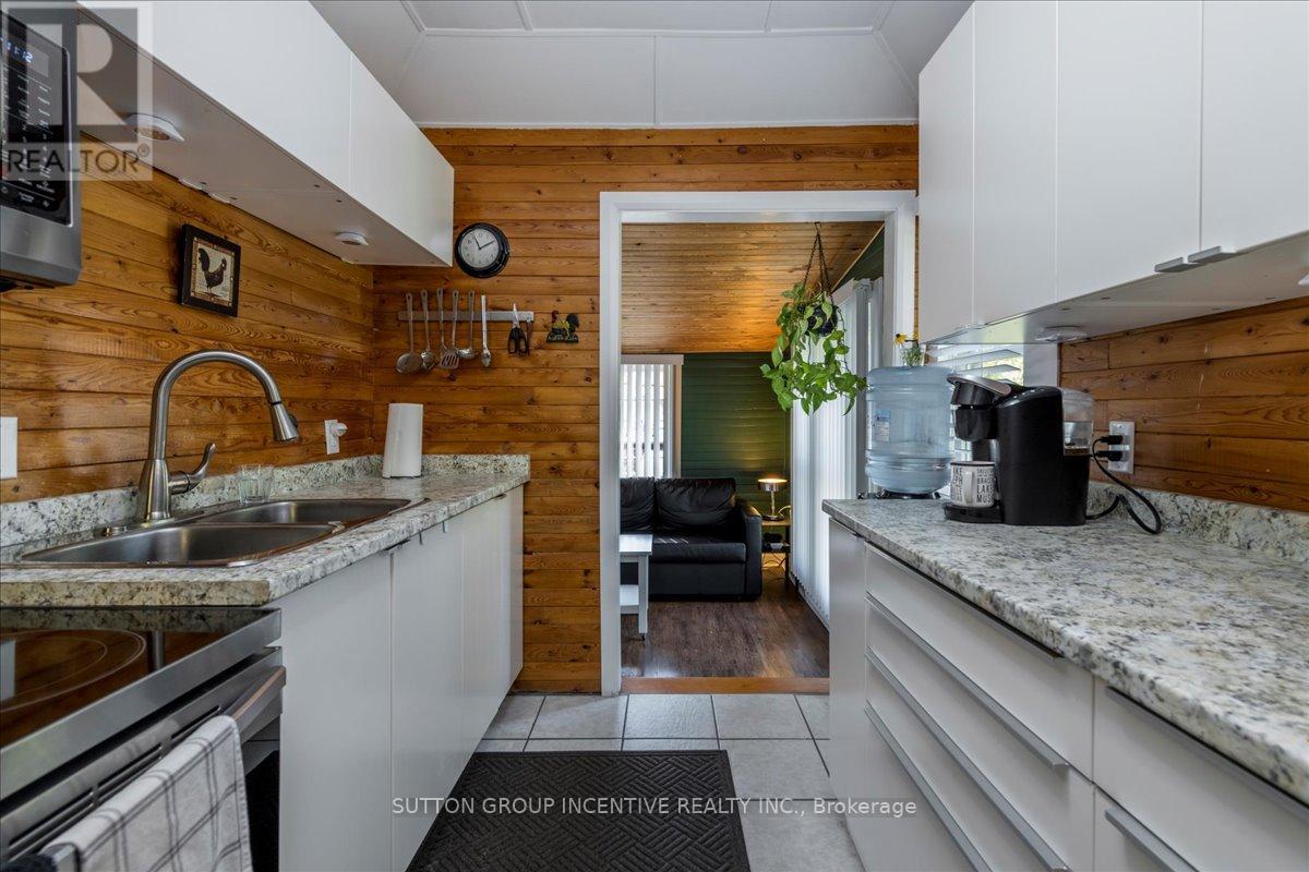 1169 North Kahshe Lake Road, Gravenhurst (Morrison), Ontario  P0E 1G0 - Photo 27 - X12442127