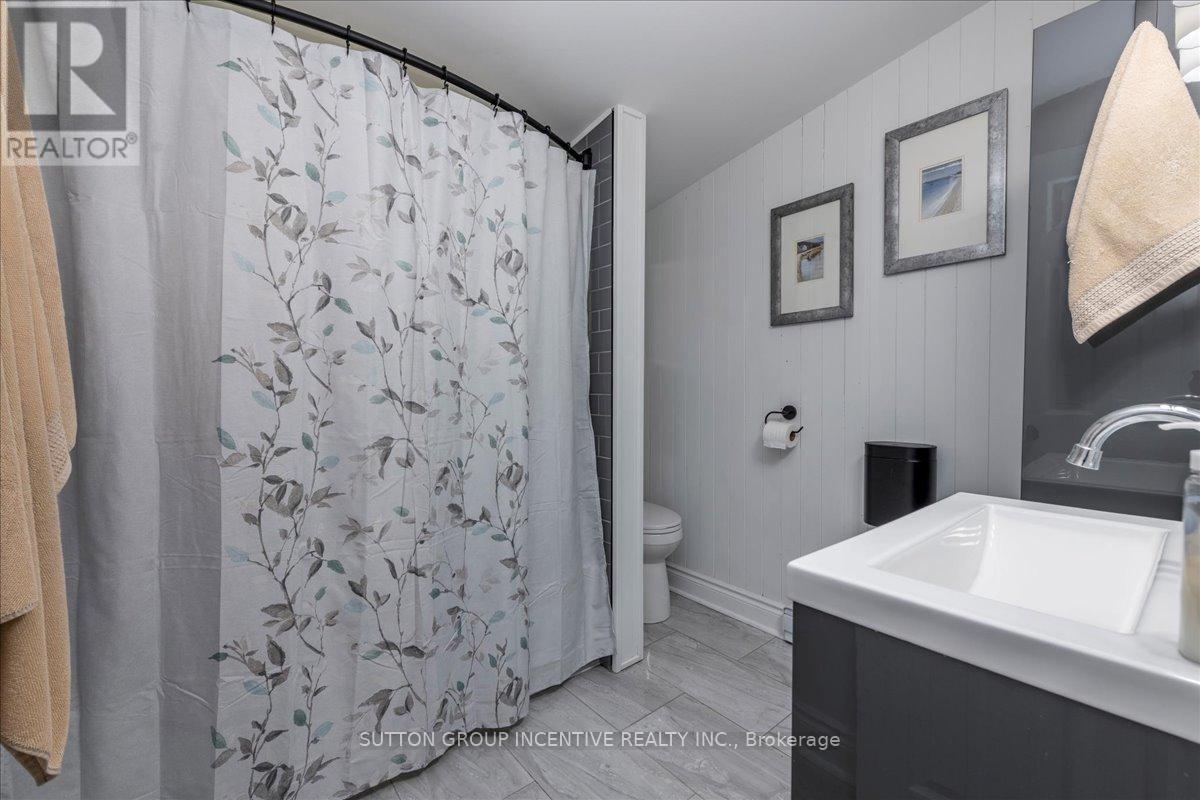 1169 North Kahshe Lake Road, Gravenhurst (Morrison), Ontario  P0E 1G0 - Photo 32 - X12442127