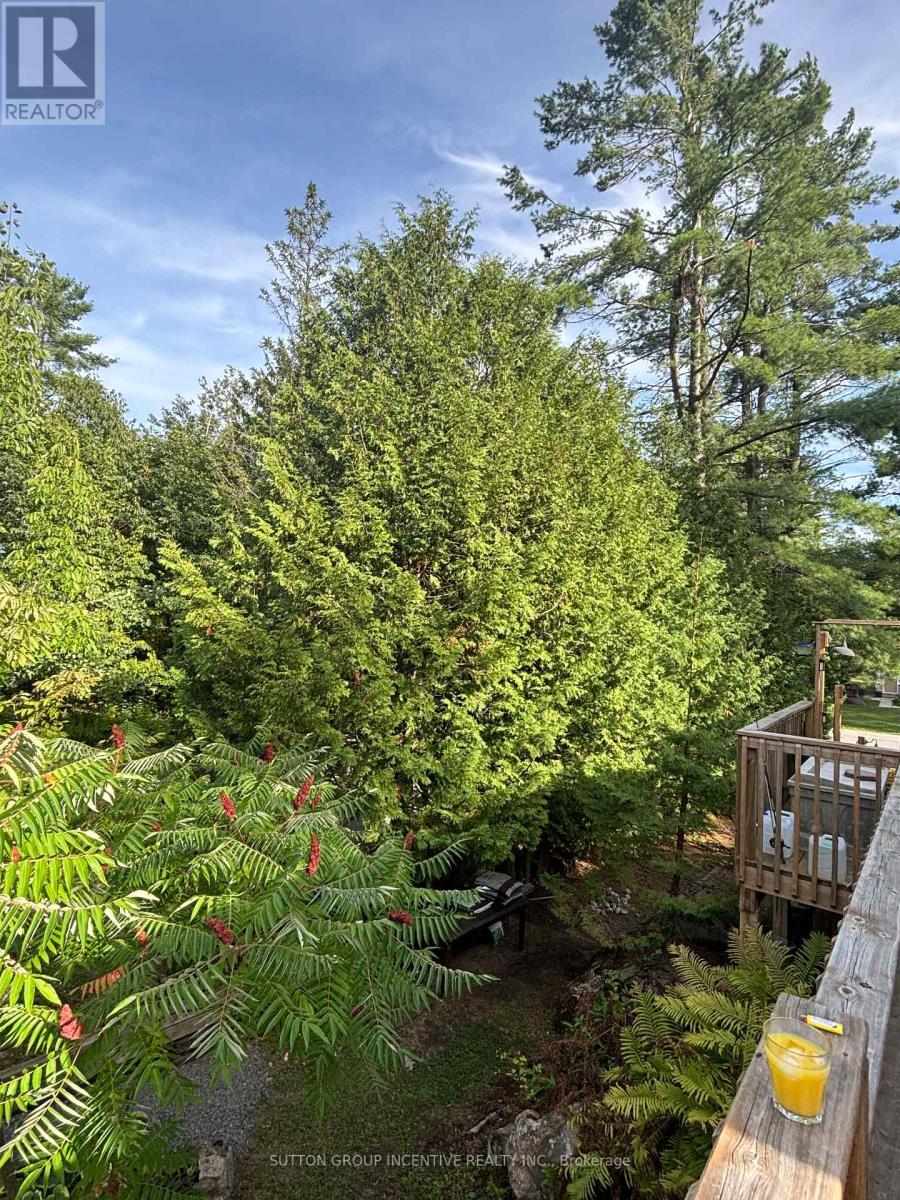 1169 North Kahshe Lake Road, Gravenhurst (Morrison), Ontario  P0E 1G0 - Photo 38 - X12442127