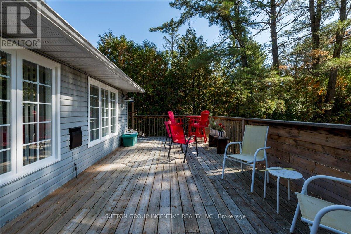 1169 North Kahshe Lake Road, Gravenhurst (Morrison), Ontario  P0E 1G0 - Photo 7 - X12442127