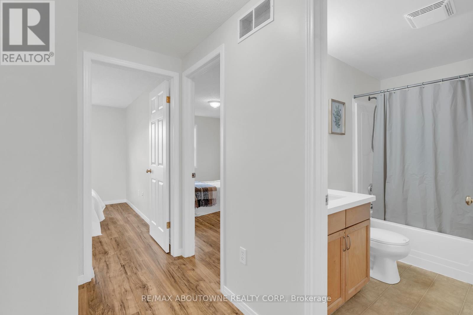 45 - 124 Gosling Gardens, Guelph (Clairfields/hanlon Business Park), Ontario  N1G 5K6 - Photo 15 - X12442147