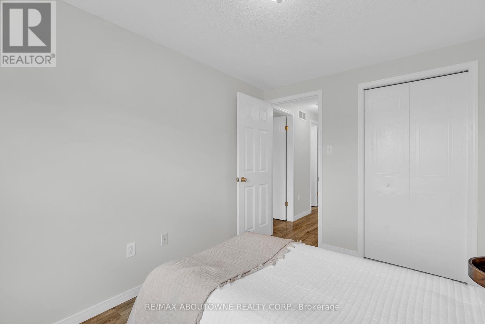 45 - 124 Gosling Gardens, Guelph (Clairfields/hanlon Business Park), Ontario  N1G 5K6 - Photo 17 - X12442147