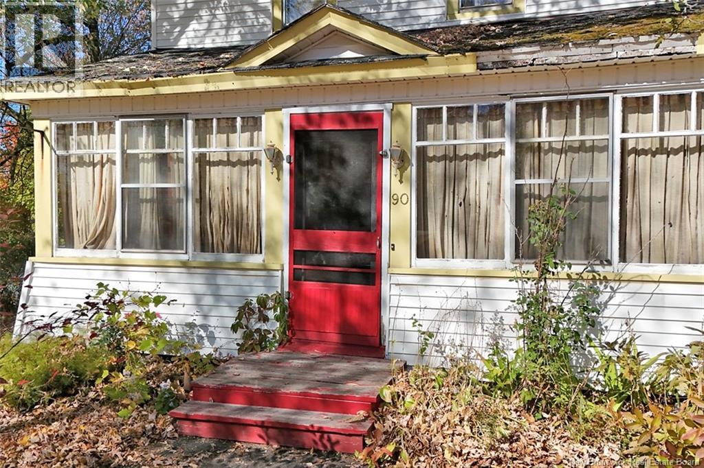 90 Kilburn Street, Fredericton, New Brunswick  E3A 1W7 - Photo 2 - NB127842