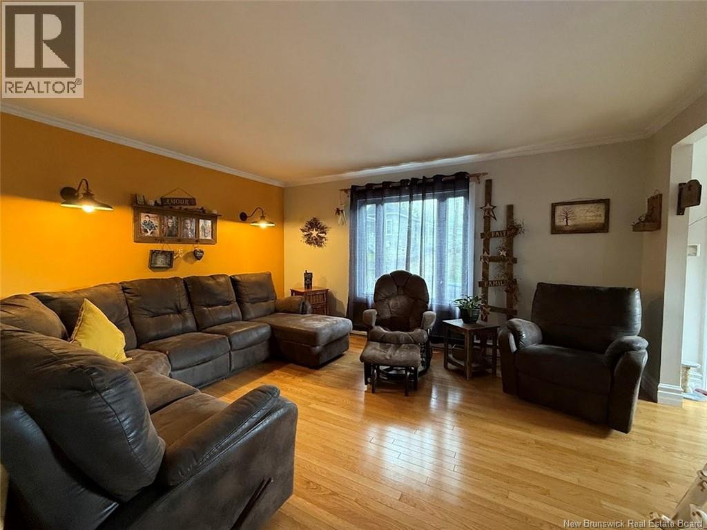 84 39th Avenue, Edmundston, New Brunswick  E3V 2X2 - Photo 5 - NB127840