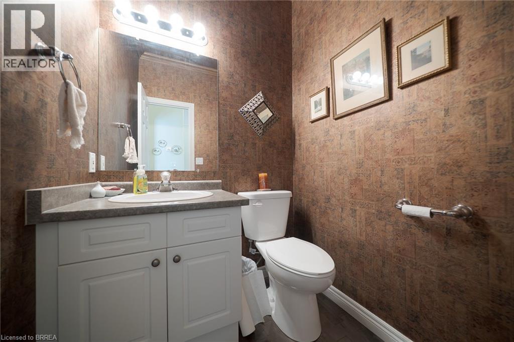 24 Hardy Road Unit# 8, Brantford, Ontario  N3T 5K6 - Photo 17 - 40775954