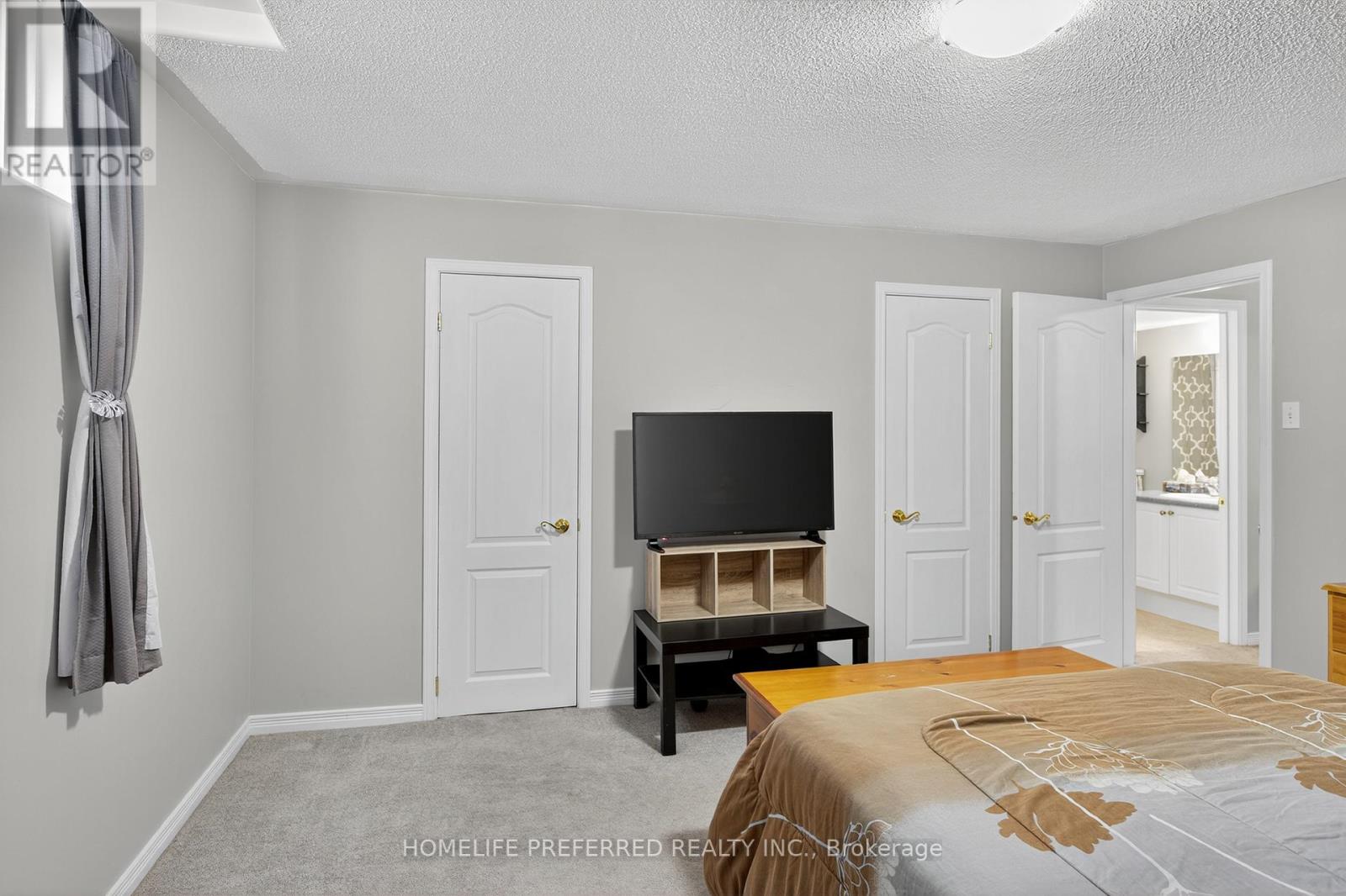 955 Ralphson Crescent, Peterborough (Otonabee Ward 1), Ontario  K9J 8R5 - Photo 33 - X12408495
