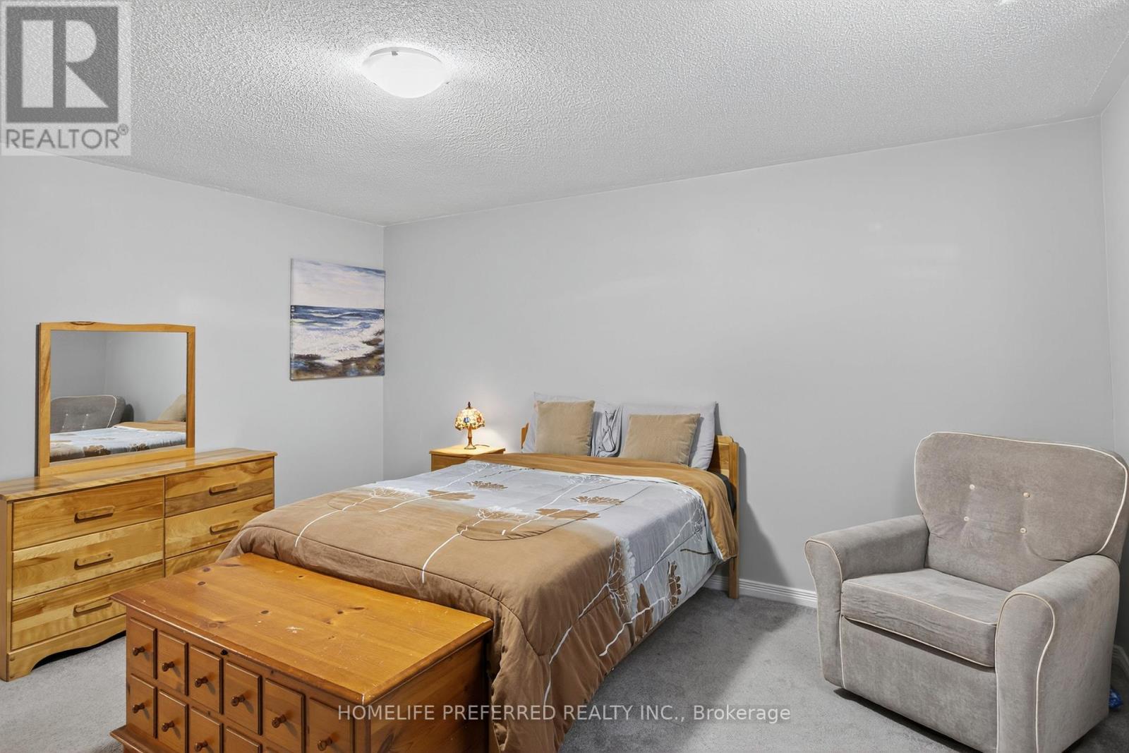 955 Ralphson Crescent, Peterborough (Otonabee Ward 1), Ontario  K9J 8R5 - Photo 32 - X12408495
