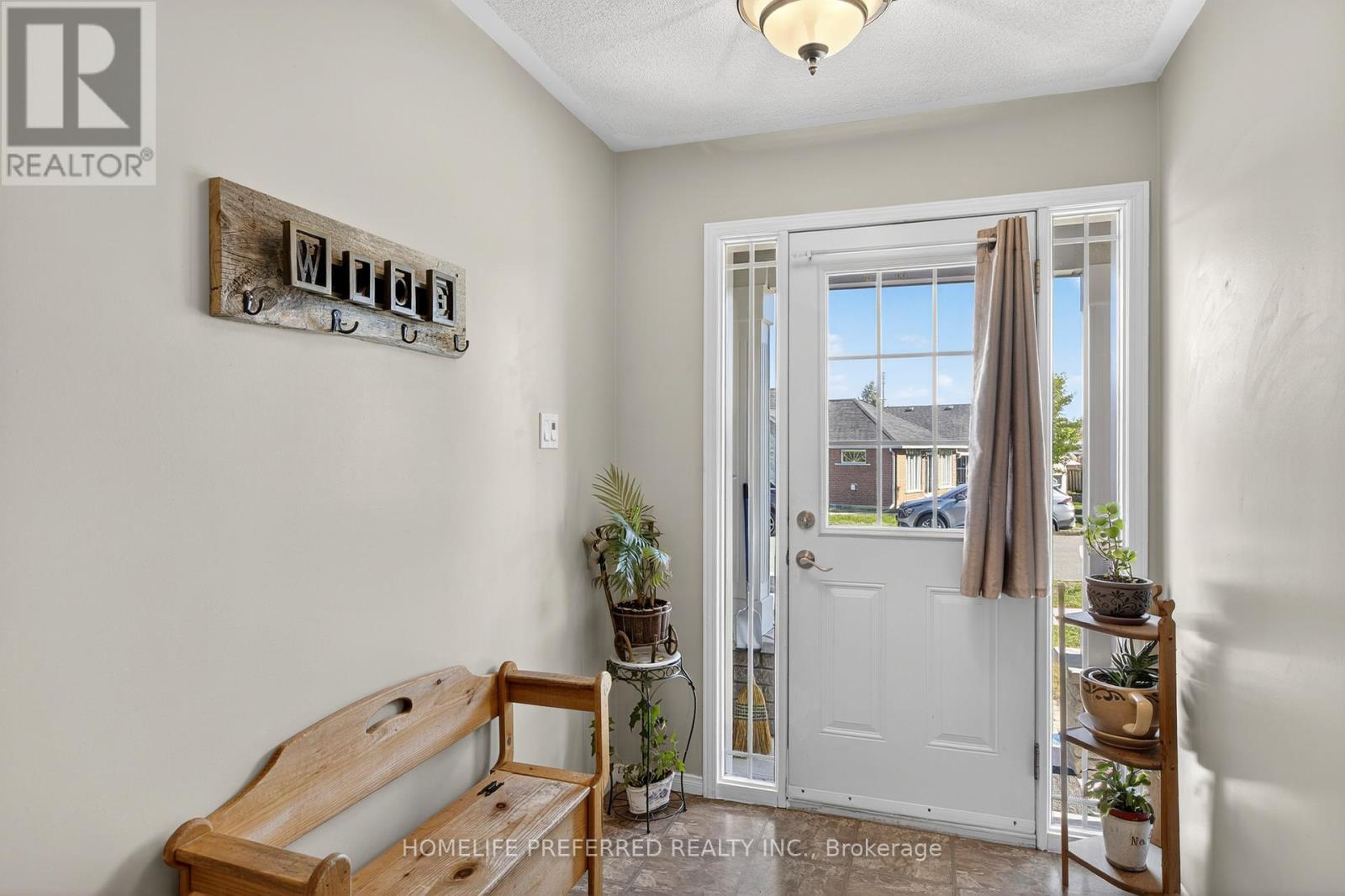 955 Ralphson Crescent, Peterborough (Otonabee Ward 1), Ontario  K9J 8R5 - Photo 6 - X12408495