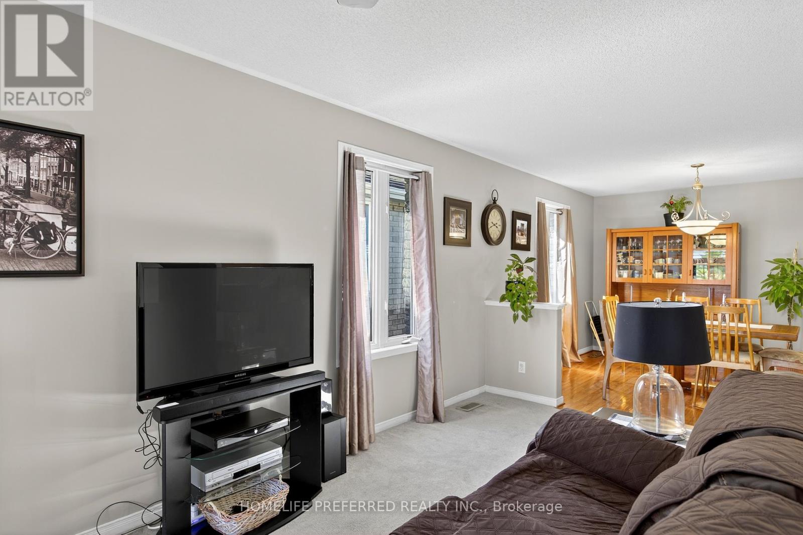 955 Ralphson Crescent, Peterborough (Otonabee Ward 1), Ontario  K9J 8R5 - Photo 9 - X12408495