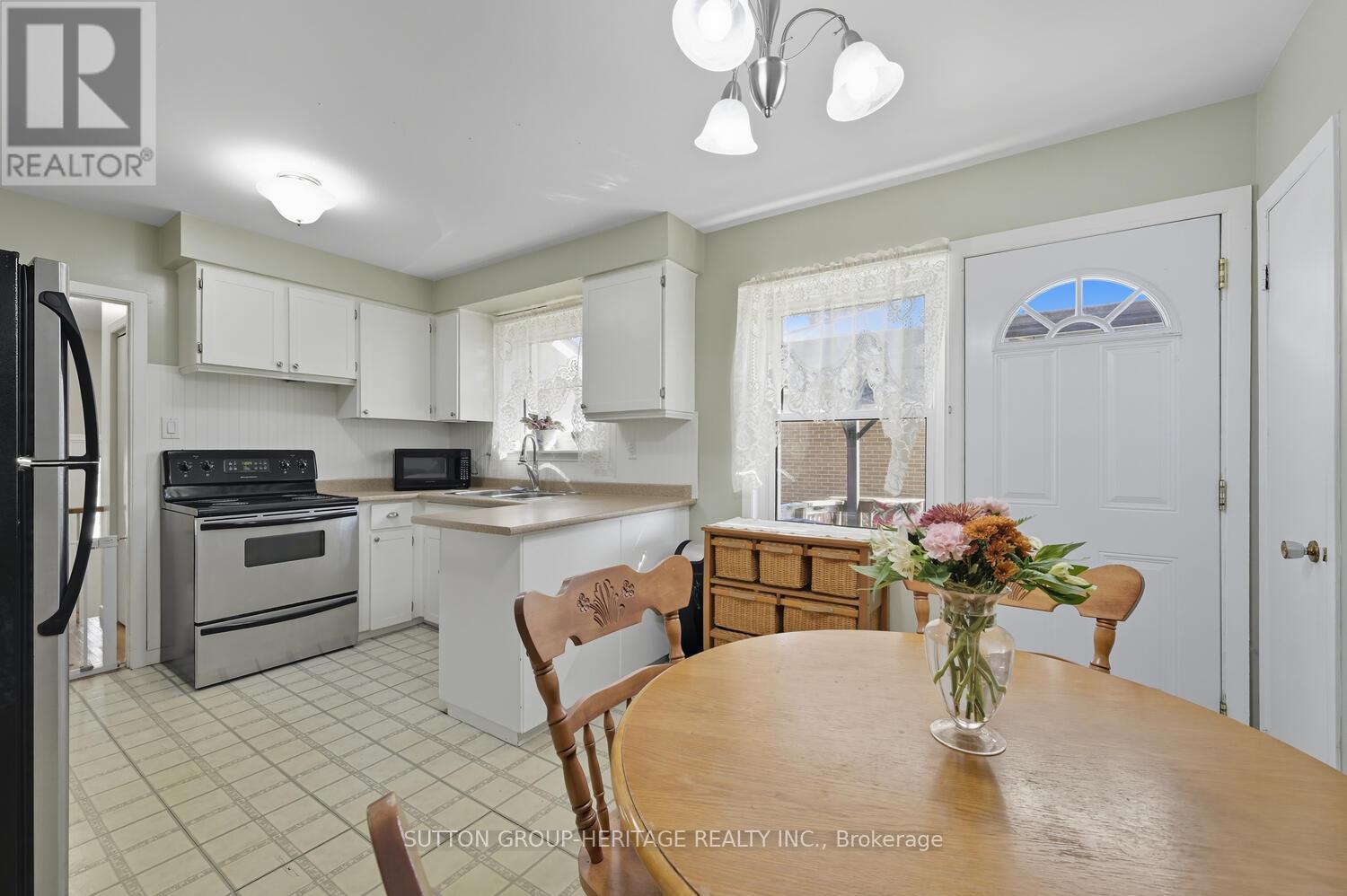 904 Walton Boulevard, Whitby (Williamsburg), Ontario  L1N 3G5 - Photo 3 - E12442161
