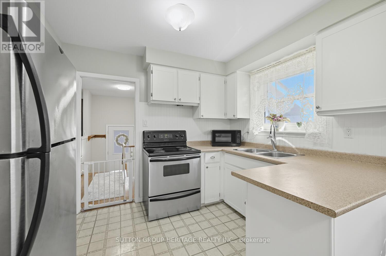 904 Walton Boulevard, Whitby (Williamsburg), Ontario  L1N 3G5 - Photo 6 - E12442161