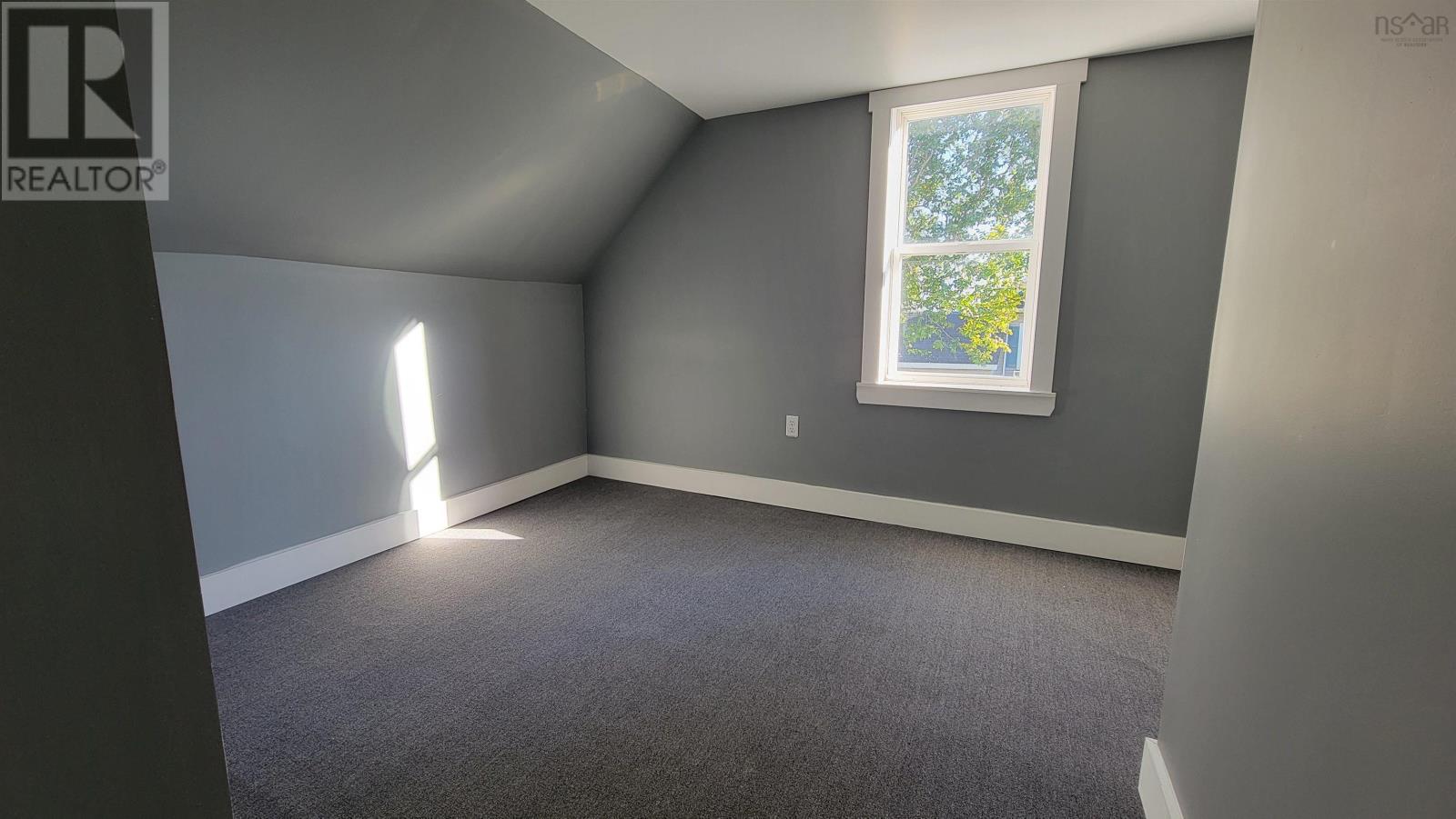 29-31 Main Street, 3 Kempt Street, Yarmouth, Nova Scotia  B5A 1A1 - Photo 11 - 202514819