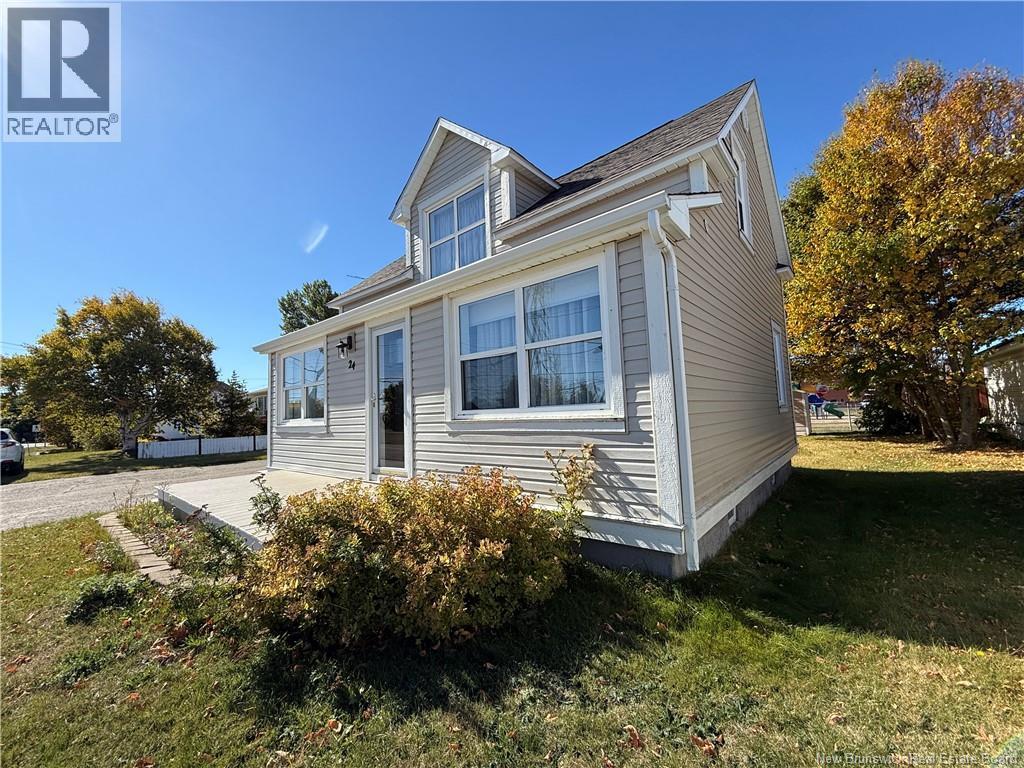 24 Rue Des Saules, Lamèque, New Brunswick  E8T 1G8 - Photo 3 - NB127644