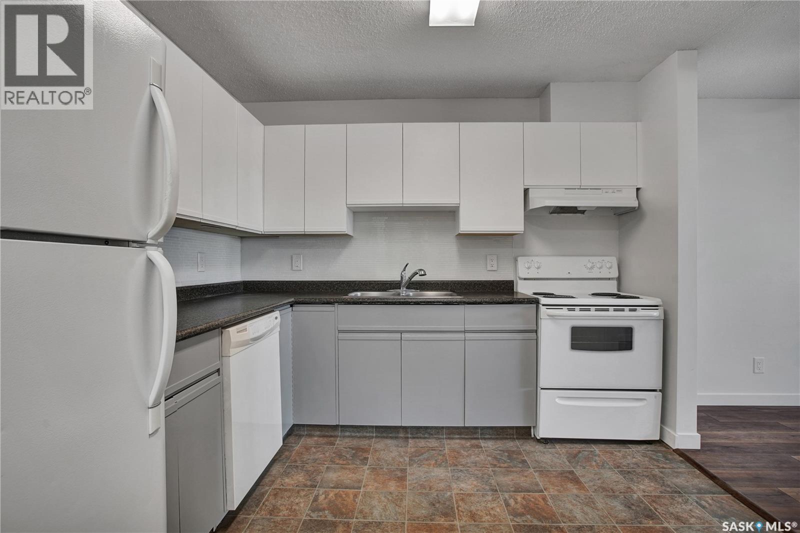 301 209a Cree Place, Saskatoon, Saskatchewan  S7K 7X9 - Photo 8 - SK019941