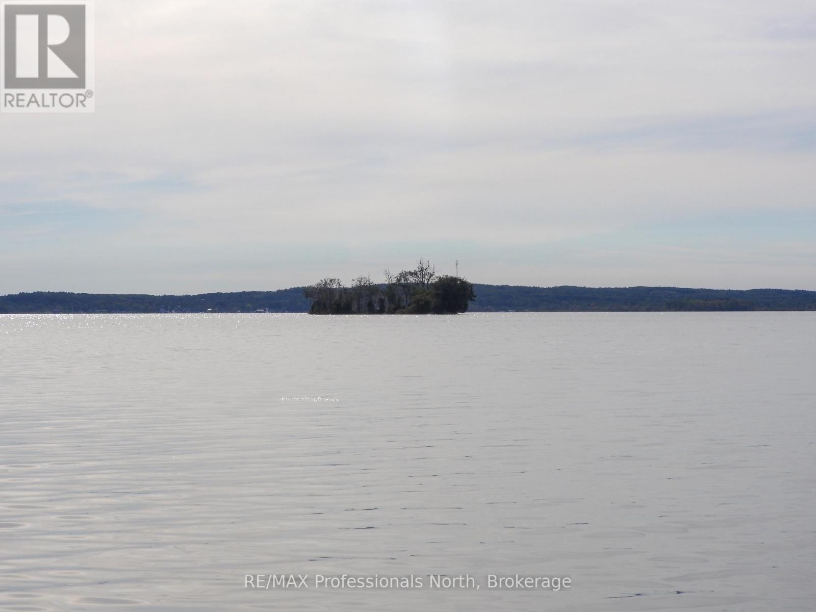53 Long Island, Otonabee-South Monaghan, Ontario  K0L 1B0 - Photo 15 - X12440815
