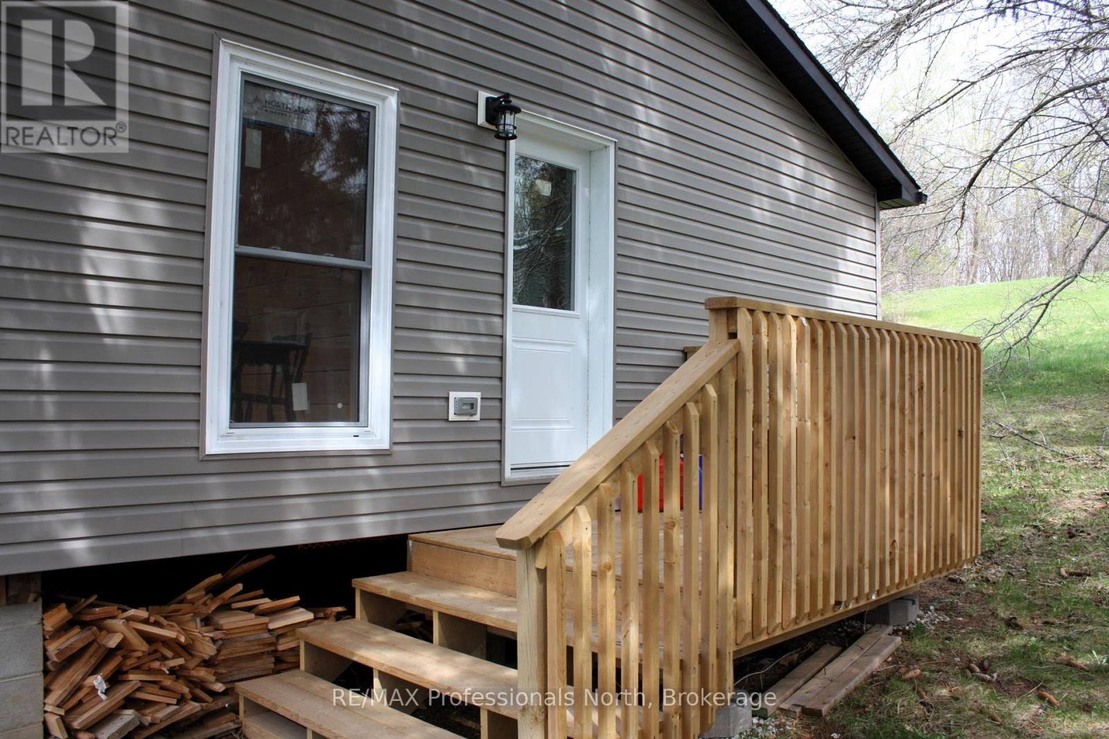 53 Long Island, Otonabee-South Monaghan, Ontario  K0L 1B0 - Photo 8 - X12440815