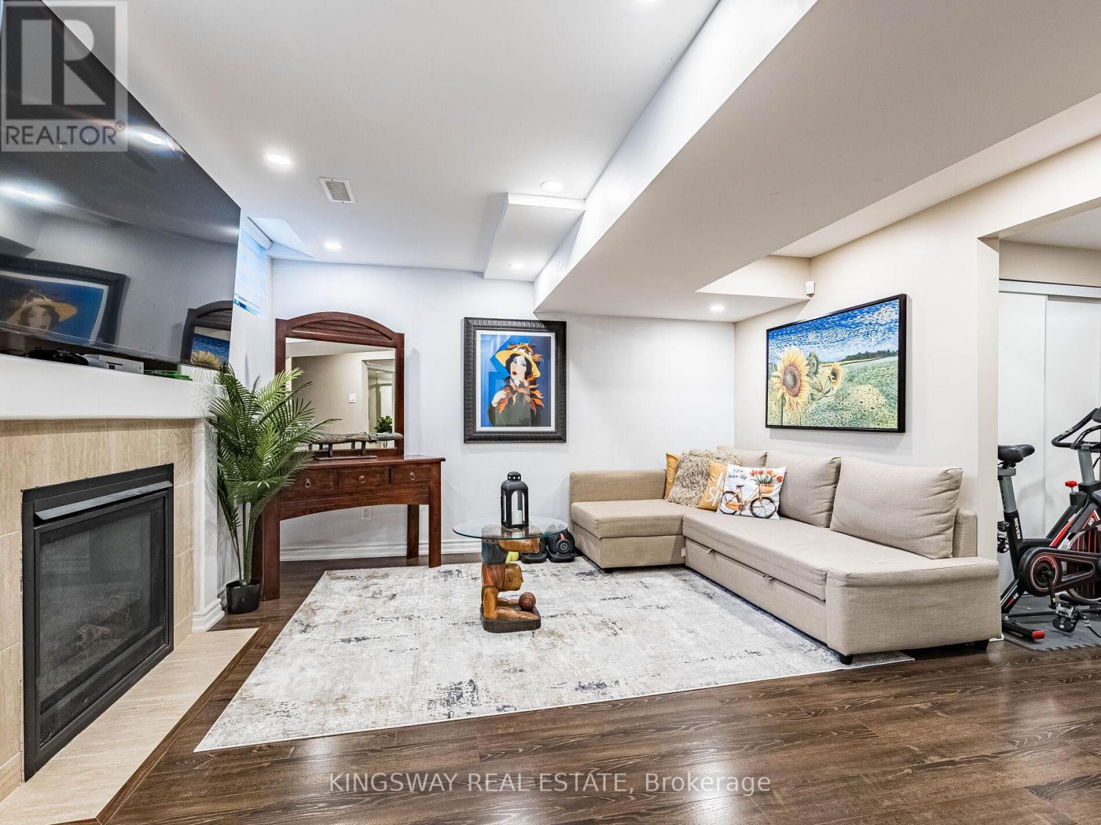 539 Caverhill Crescent, Milton (Cl Clarke), Ontario  L9T 5K4 - Photo 34 - W12442171