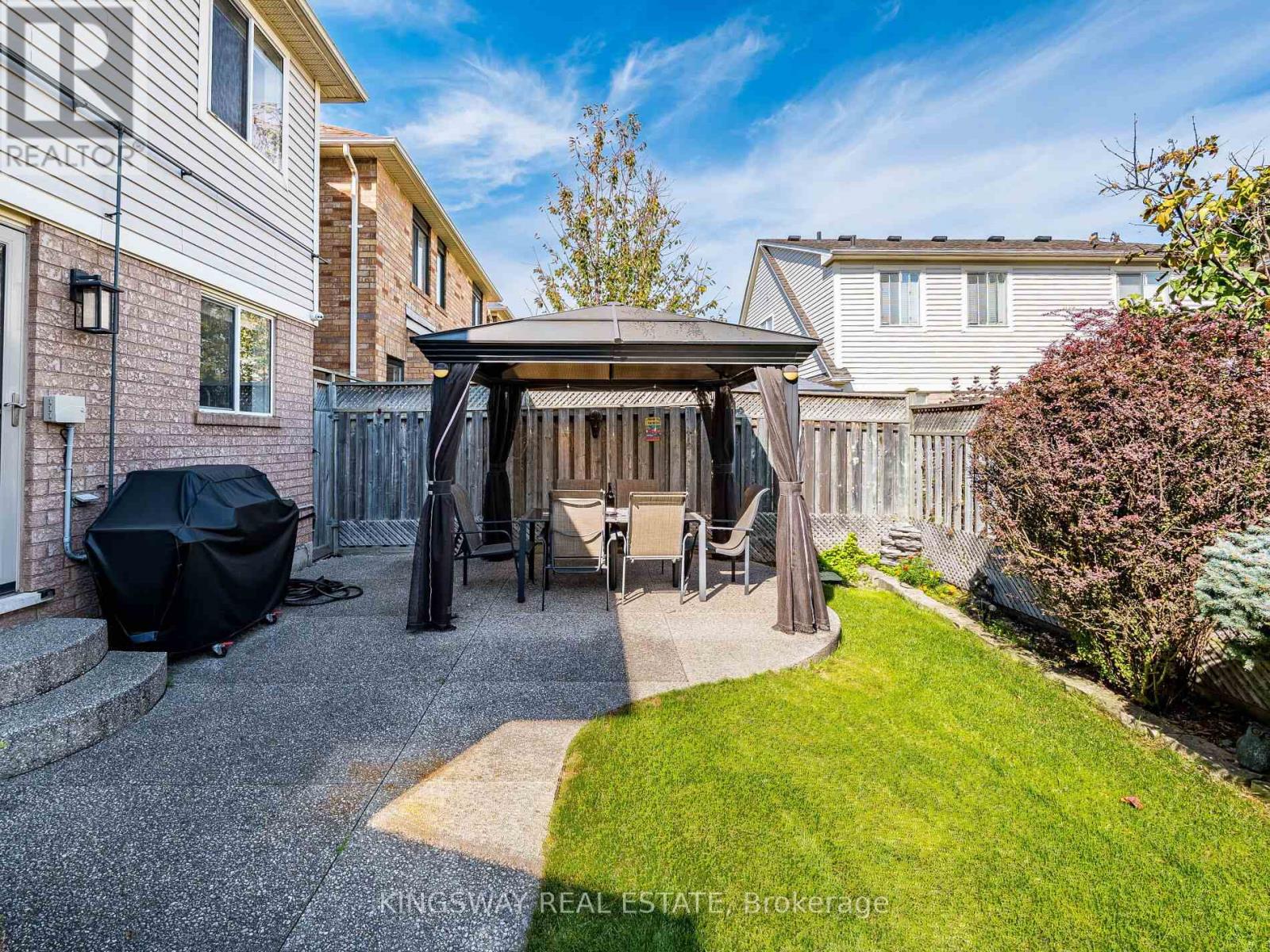 539 Caverhill Crescent, Milton (Cl Clarke), Ontario  L9T 5K4 - Photo 41 - W12442171