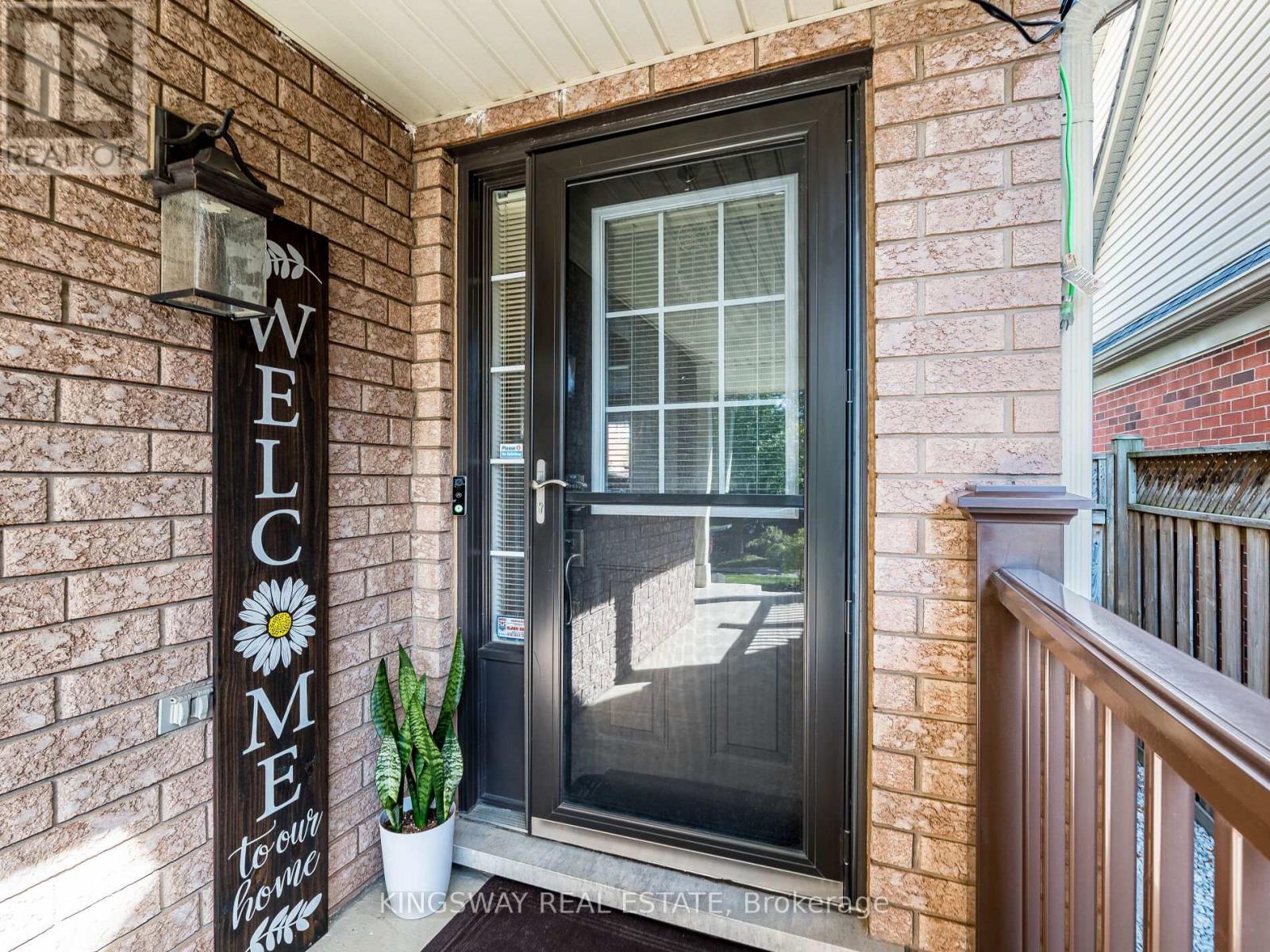 539 Caverhill Crescent, Milton (Cl Clarke), Ontario  L9T 5K4 - Photo 5 - W12442171
