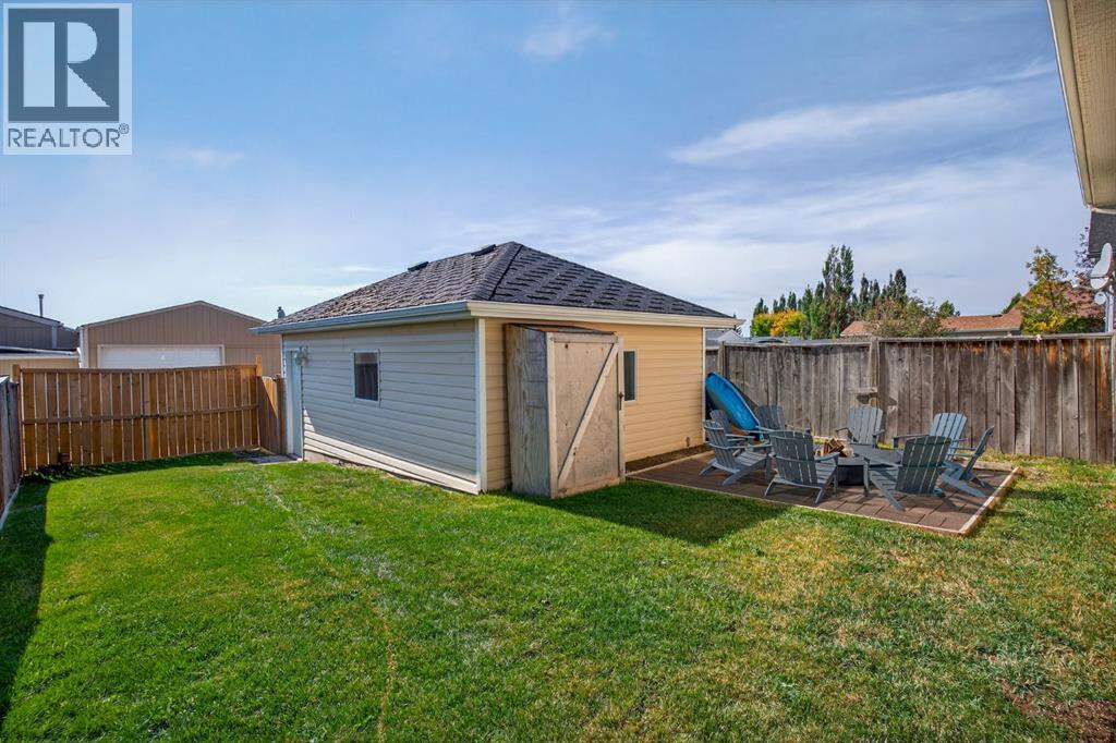 51 Ross Place, Crossfield, Alberta  T0M 0S0 - Photo 3 - A2258551