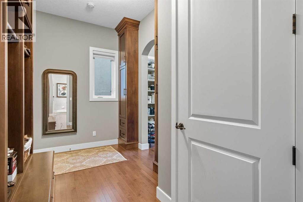 41 Evergreen Mount Sw, Calgary, Alberta  T2Y 0K1 - Photo 5 - A2259863