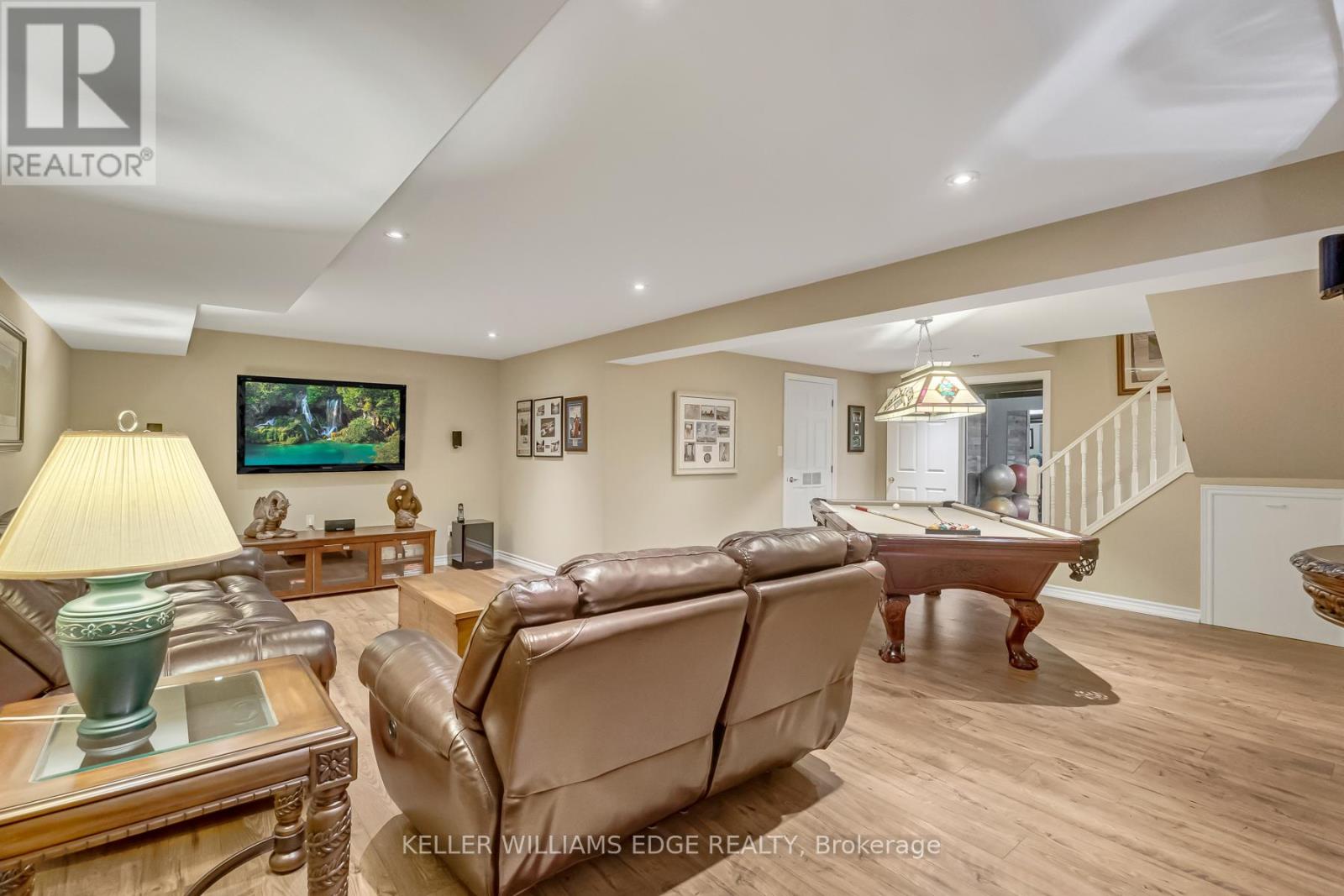 8 Lochside Drive, Hamilton, Ontario  L8E 5T6 - Photo 28 - X12442158