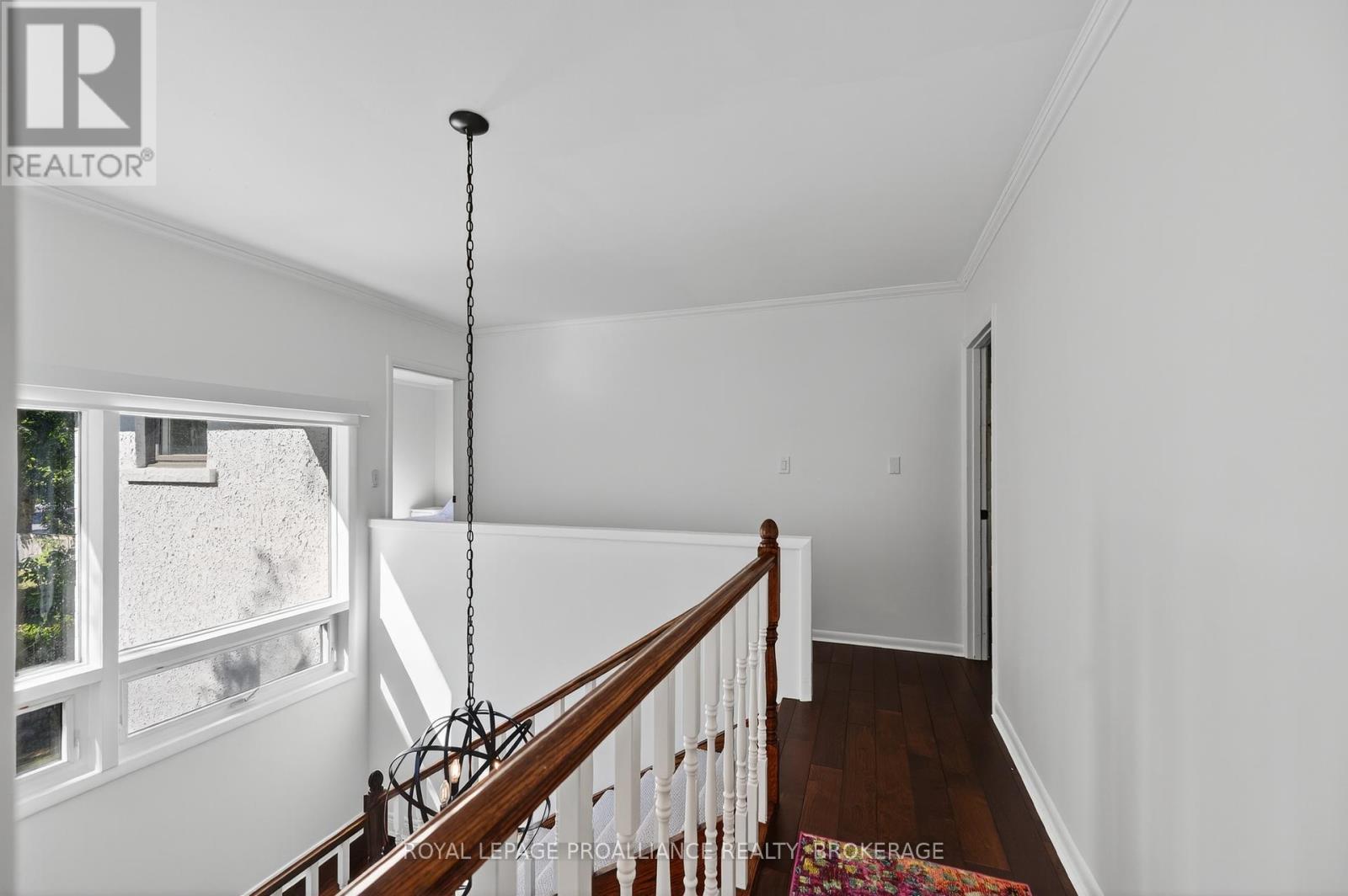 202 Alwington Place, Kingston, Ontario  K7L 4P8 - Photo 19 - X12442212