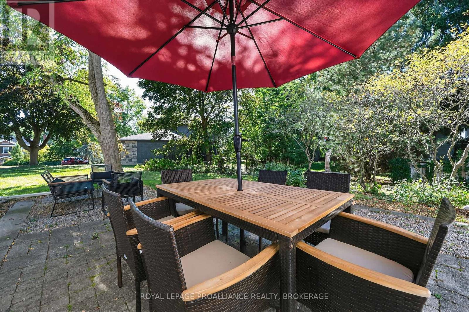 202 Alwington Place, Kingston, Ontario  K7L 4P8 - Photo 44 - X12442212