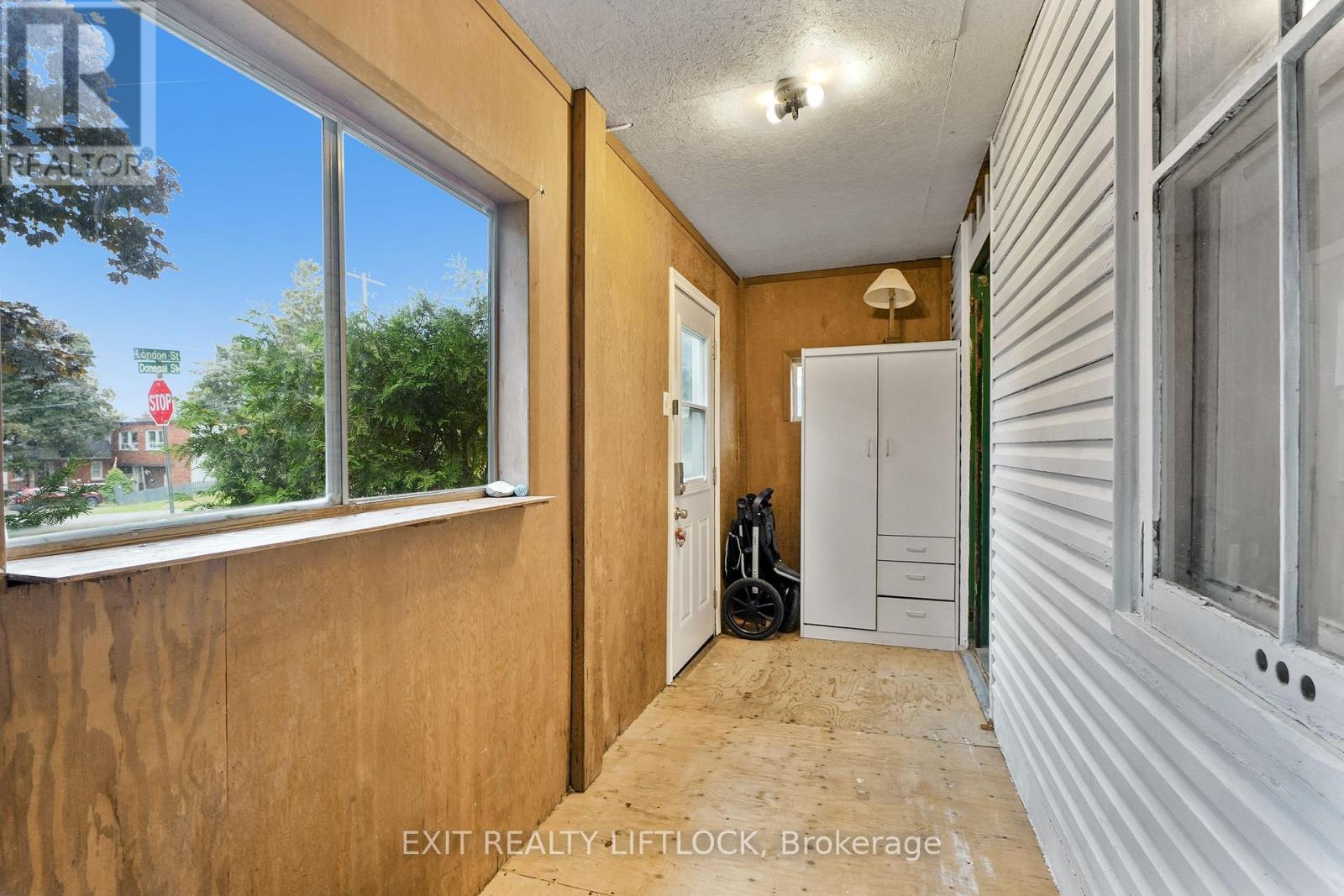 378 London Street, Peterborough Central, Ontario  K9H 2Z8 - Photo 21 - X12442245