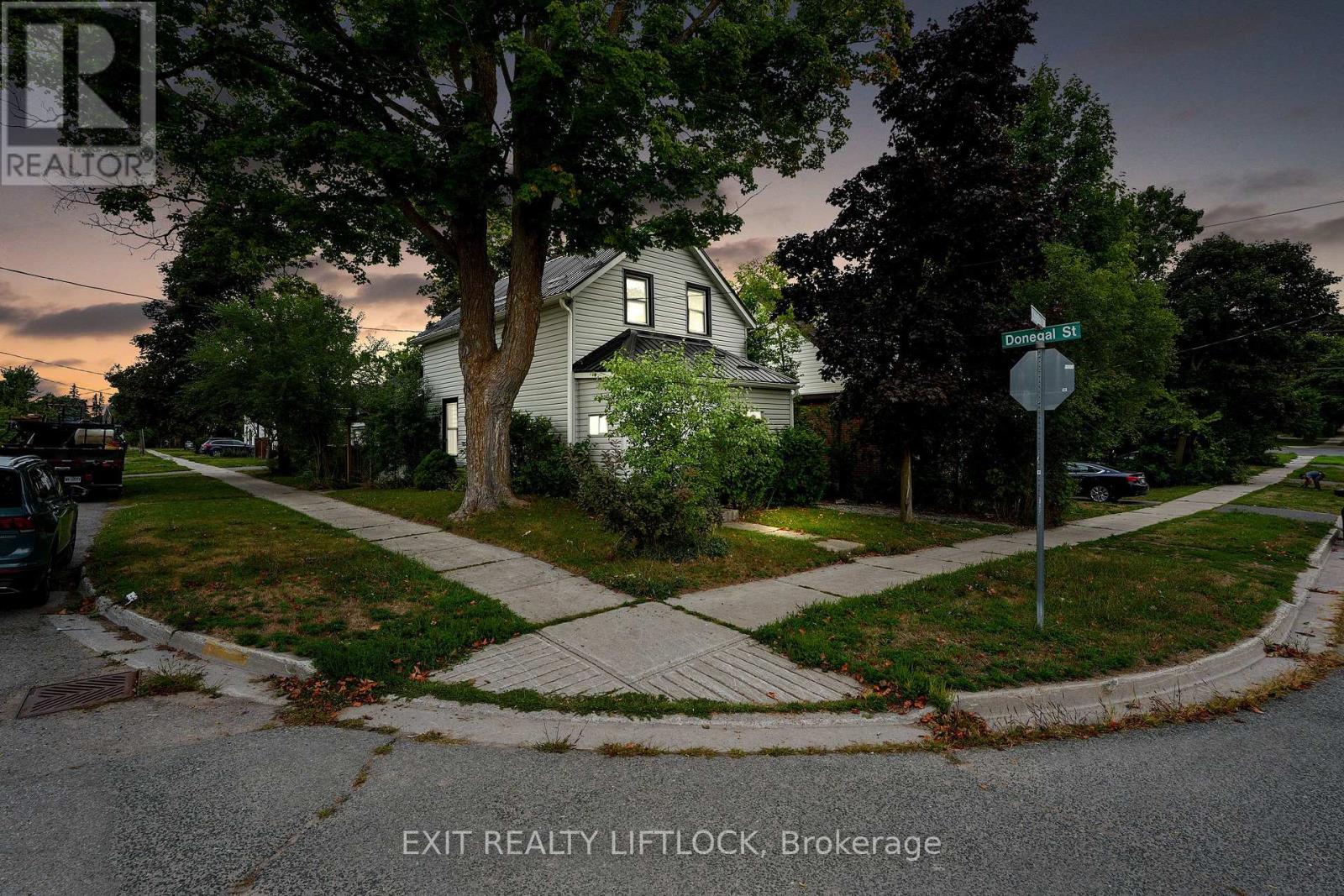 378 London Street, Peterborough Central, Ontario  K9H 2Z8 - Photo 23 - X12442245