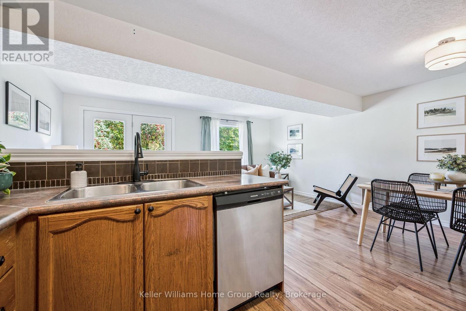 219 Terraview Crescent, Guelph, Ontario  N1G 5A9 - Photo 18 - X12442199