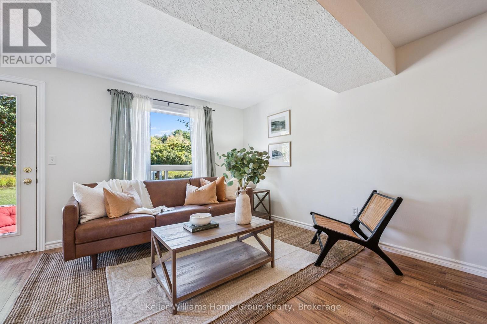 219 Terraview Crescent, Guelph, Ontario  N1G 5A9 - Photo 7 - X12442199
