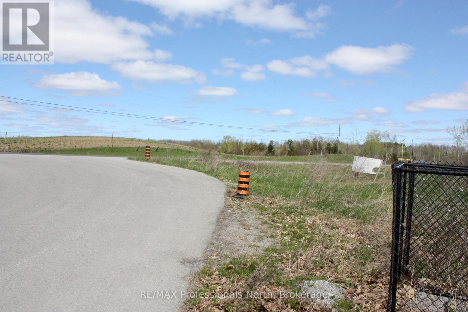 1411 8th Line, Selwyn, Ontario  K0L 2H0 - Photo 3 - X12442253