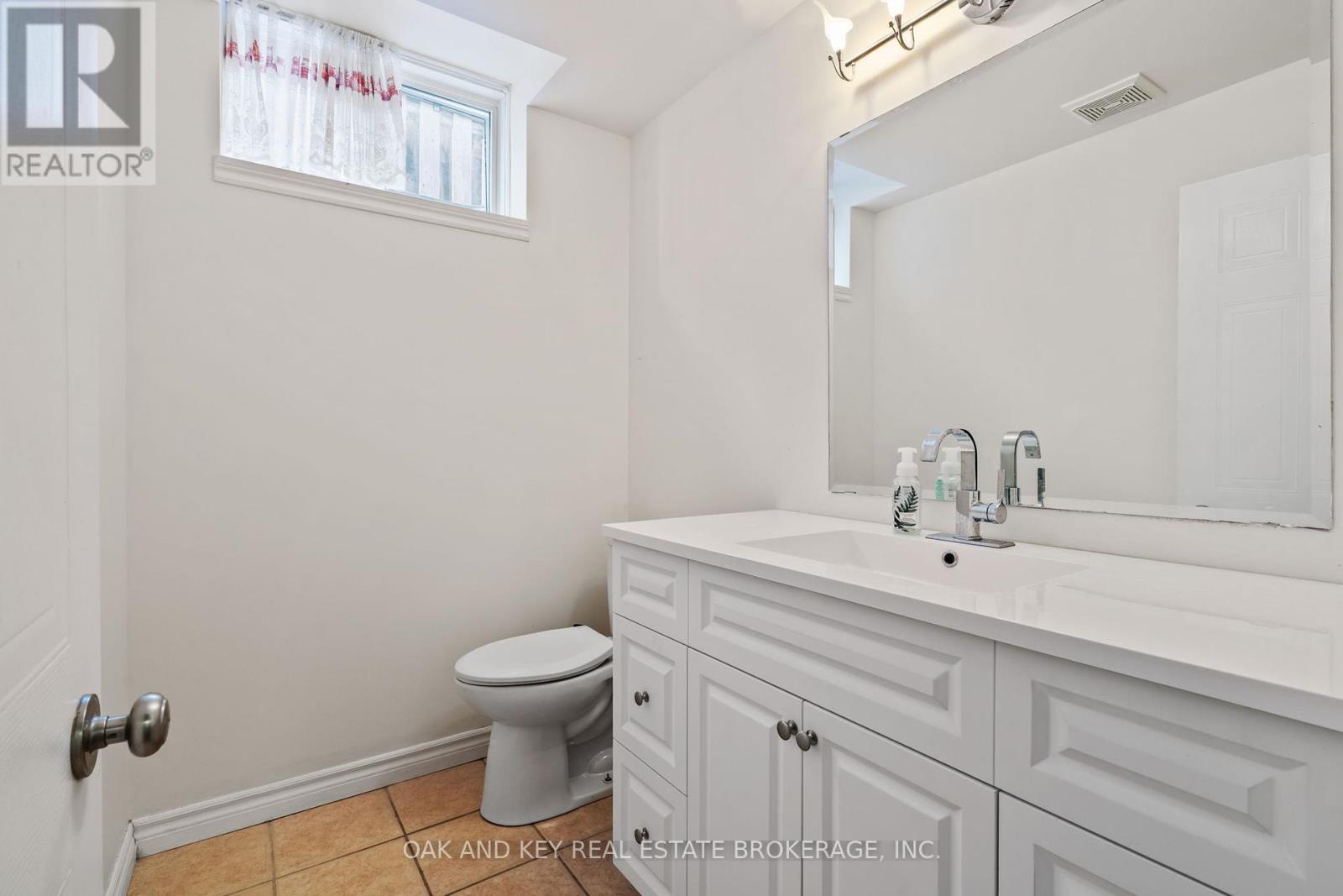 1307 Blackmaple Drive, London East (East A), Ontario  N5Y 5V4 - Photo 19 - X12442186