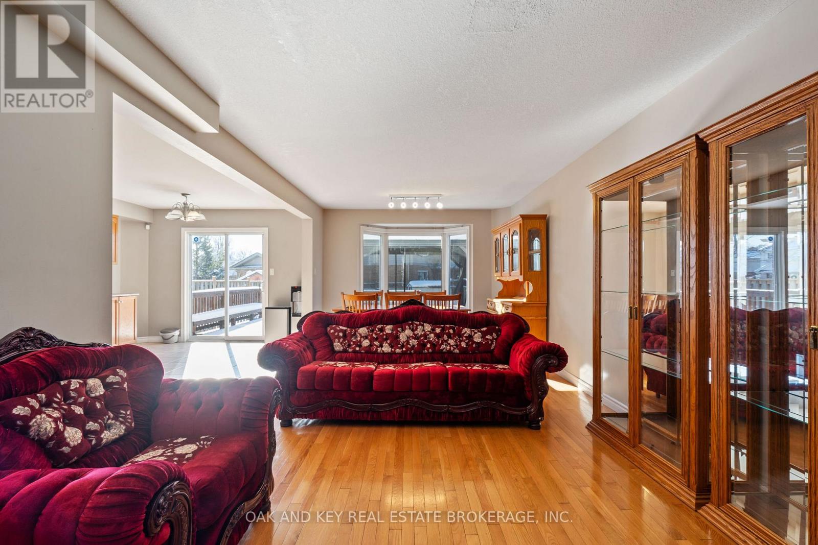 1307 Blackmaple Drive, London East (East A), Ontario  N5Y 5V4 - Photo 5 - X12442186